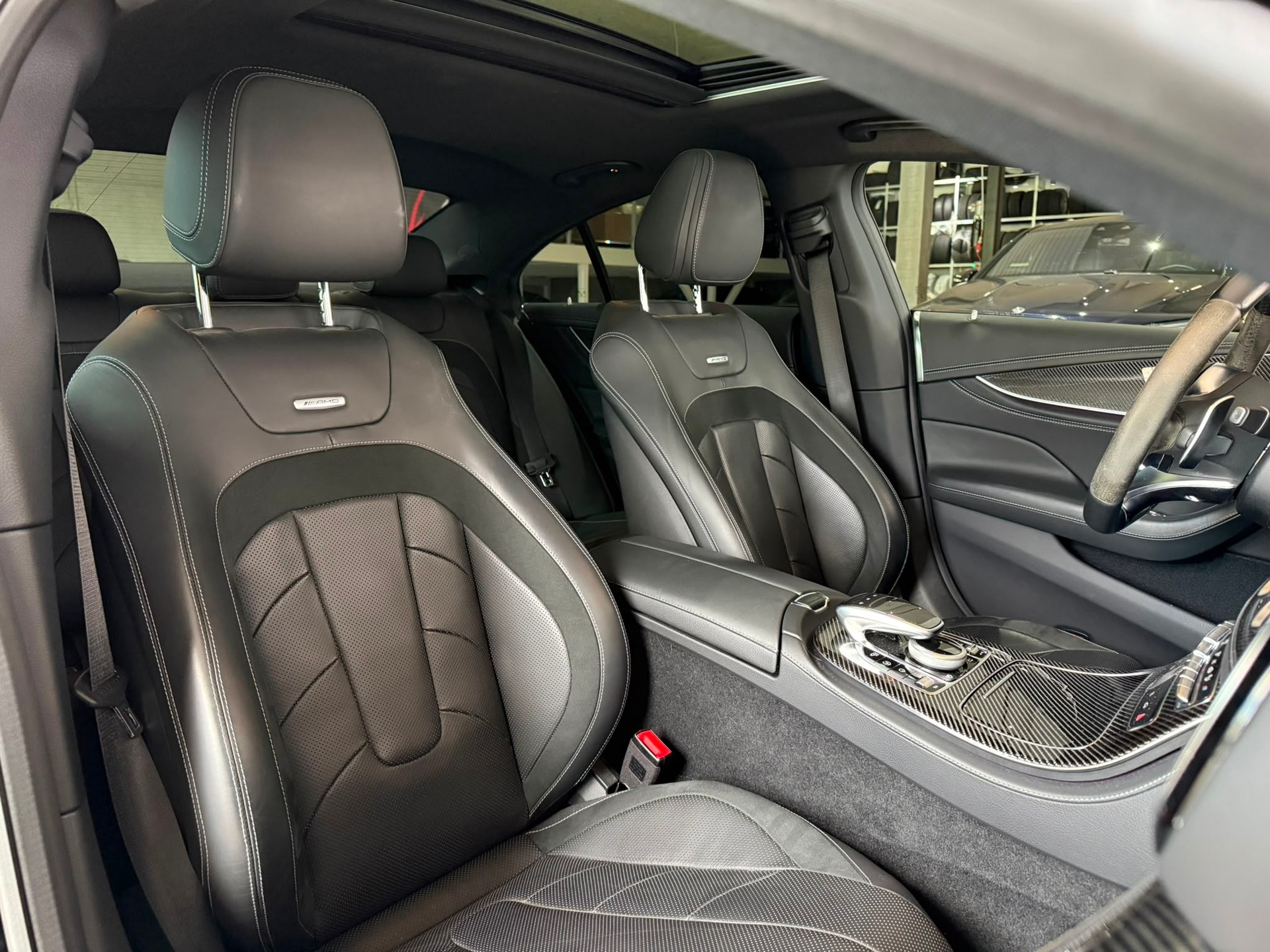 MERCEDES-BENZ CLS 53 AMG 4 Matic+-image-11