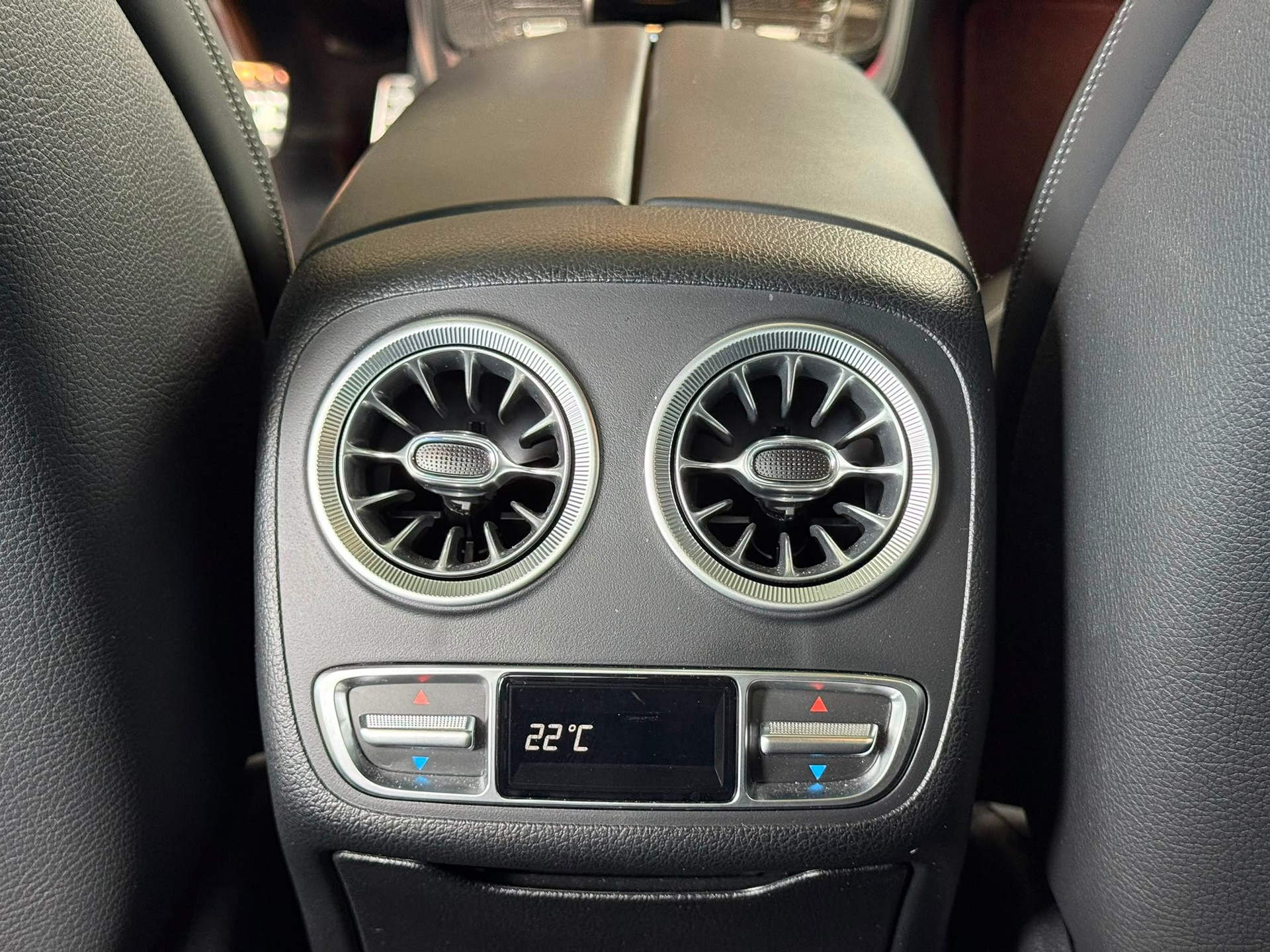 MERCEDES-BENZ CLS 53 AMG 4 Matic+-image-13