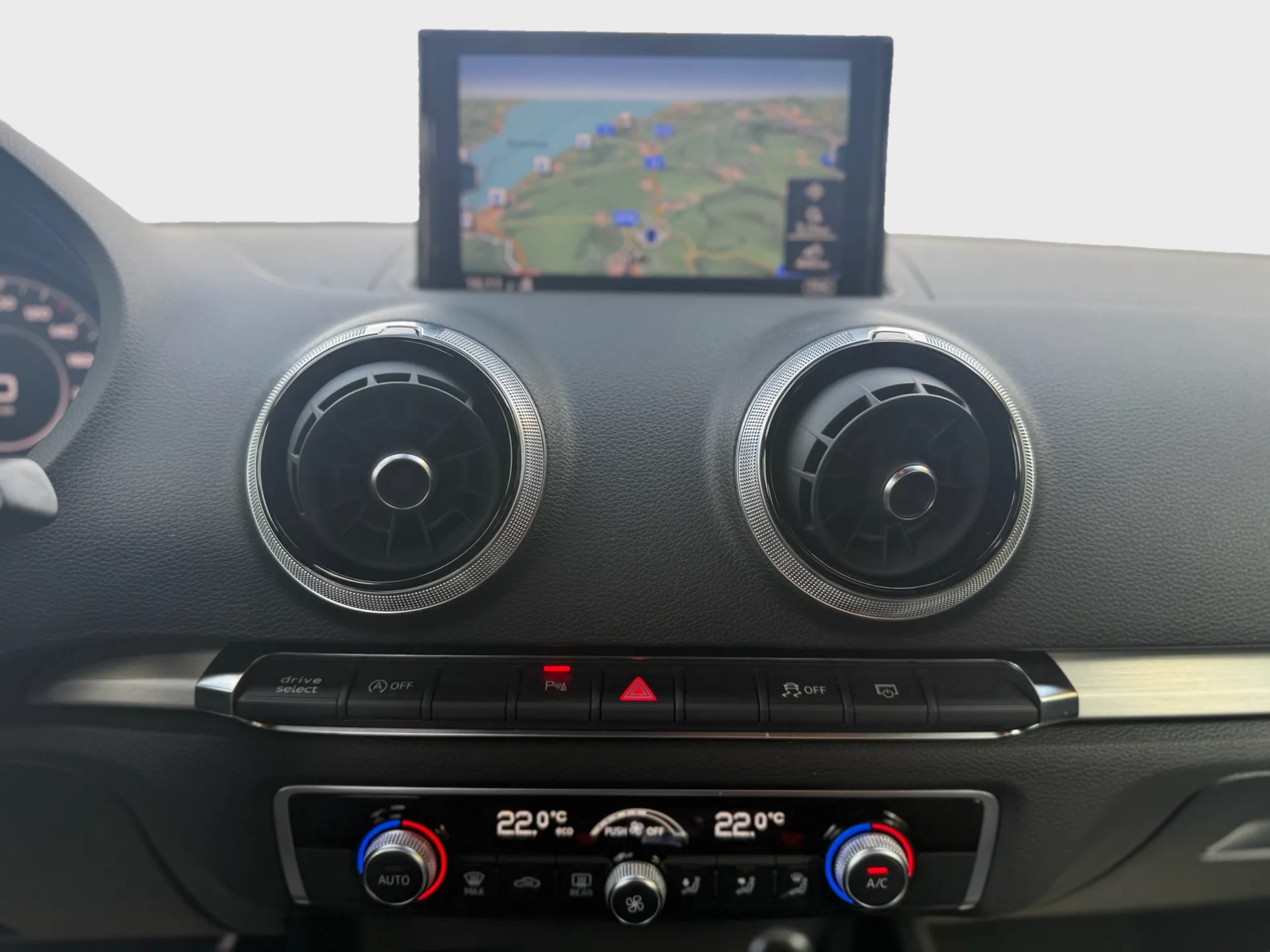 AUDI A3 Sportback 30 TDI S-line-image-10