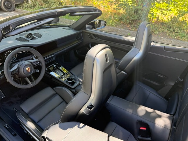 PORSCHE 3.0 Carrera 4 GTS PDK-image-10