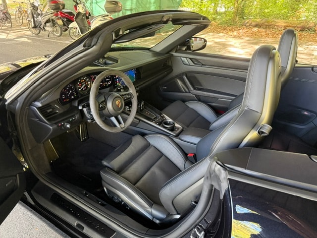 PORSCHE 3.0 Carrera 4 GTS PDK-image-14