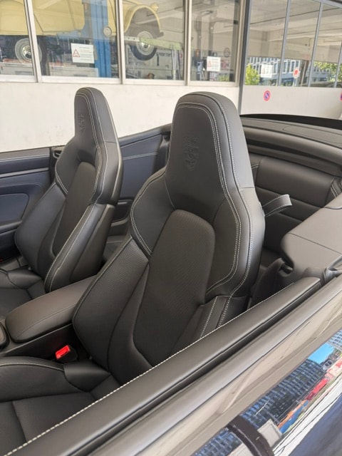 PORSCHE 3.0 Carrera 4 GTS PDK-image-11