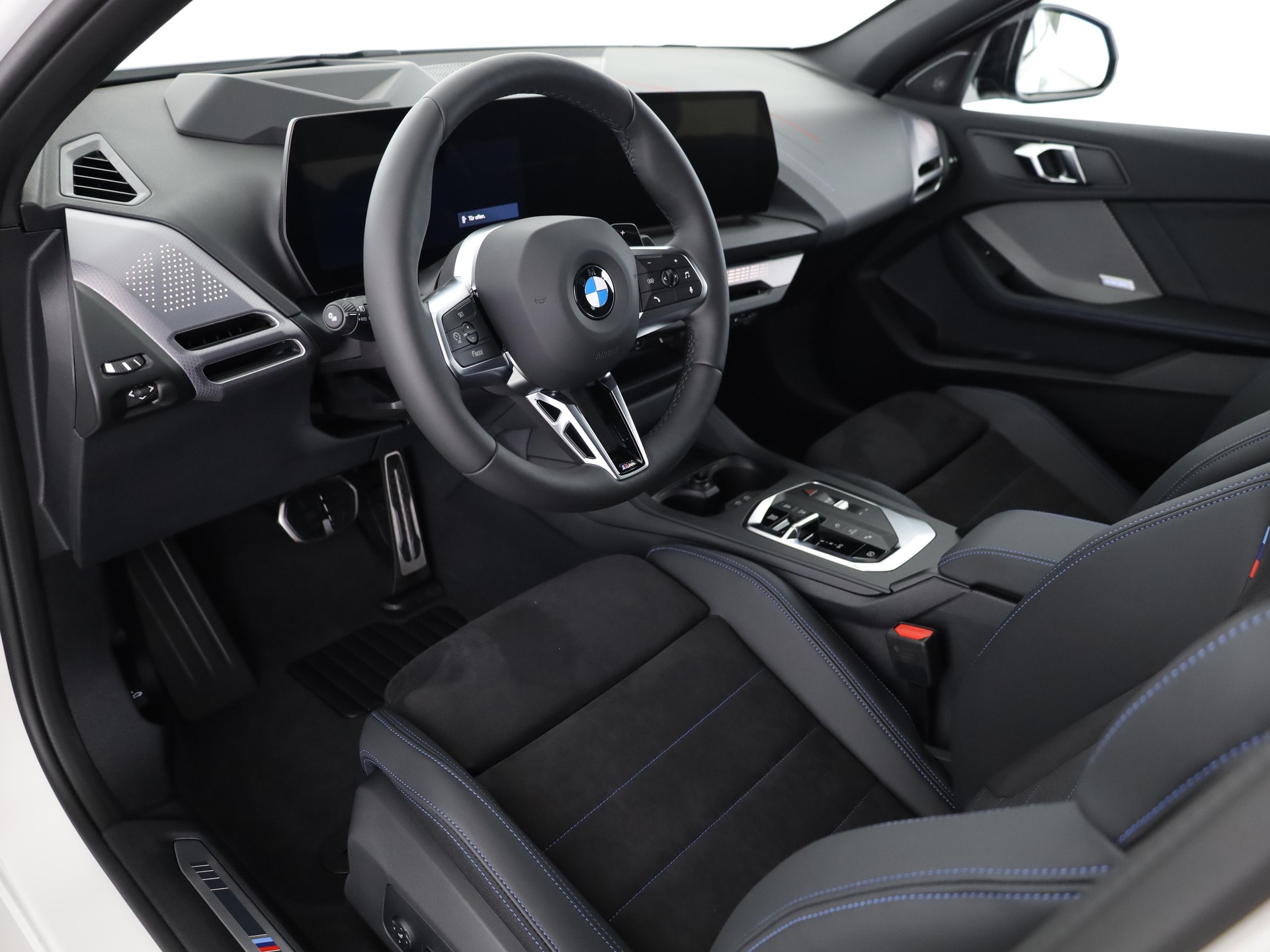BMW 123 xDrive-image-8