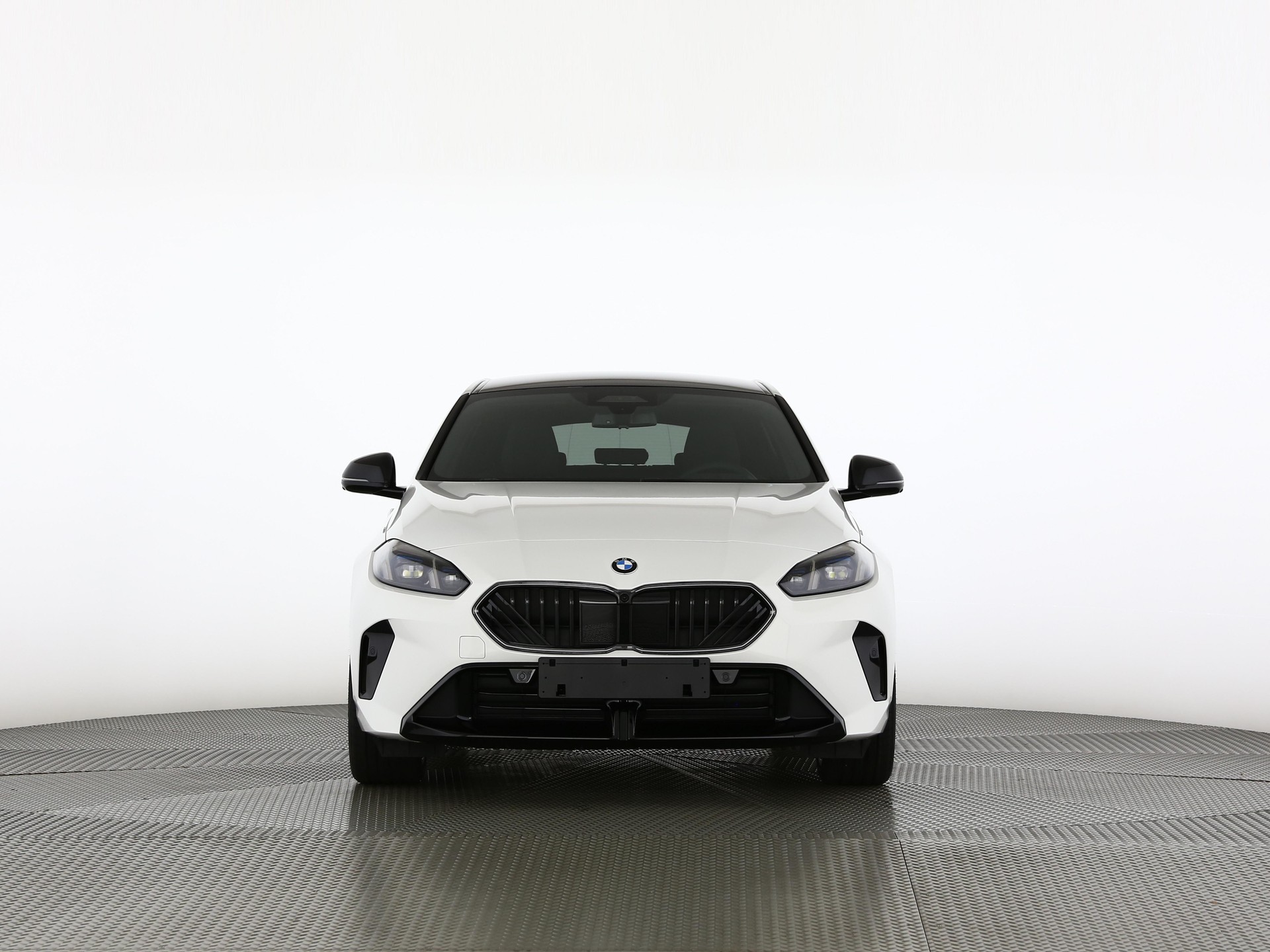 BMW 123 xDrive-image-4