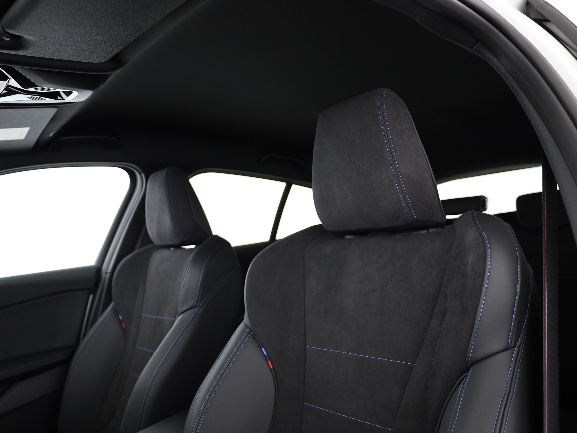 BMW 123 xDrive-image-11