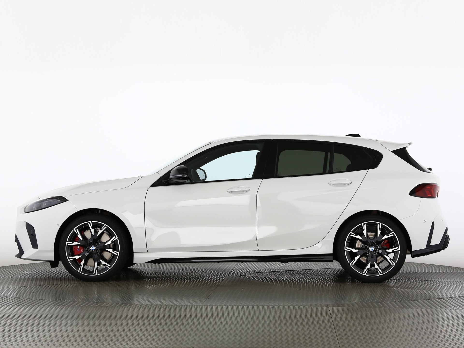 BMW 123 xDrive-image-2