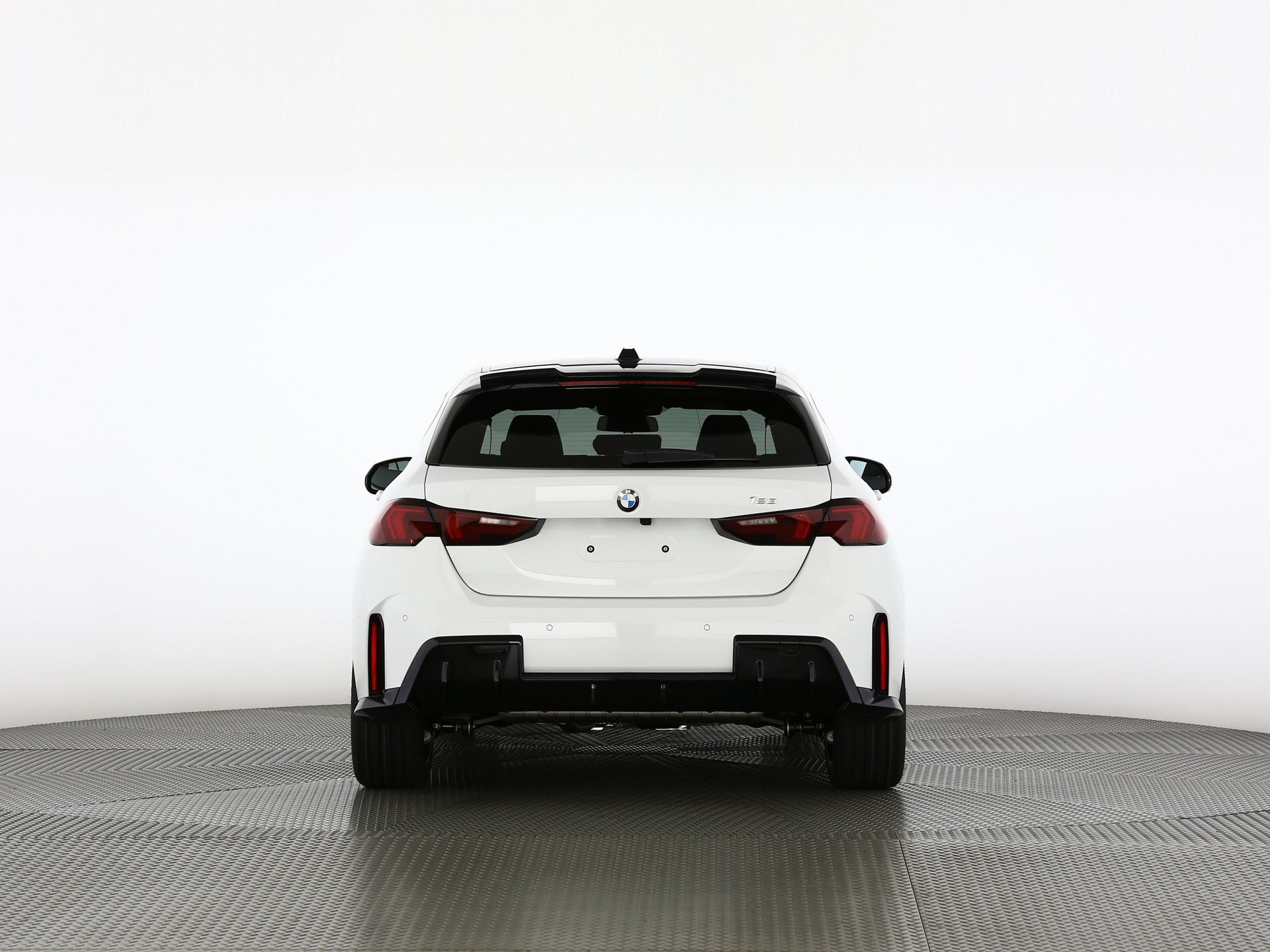 BMW 123 xDrive-image-3