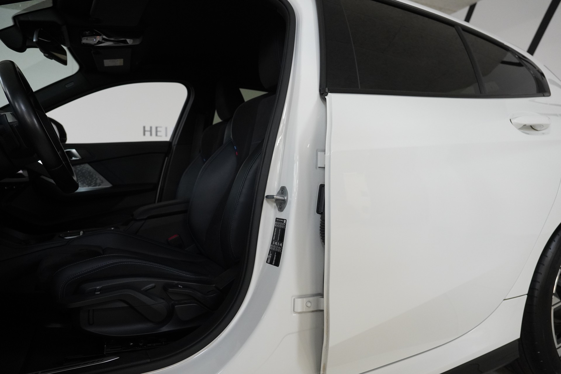 BMW 120d M Sport Steptronic-image-10