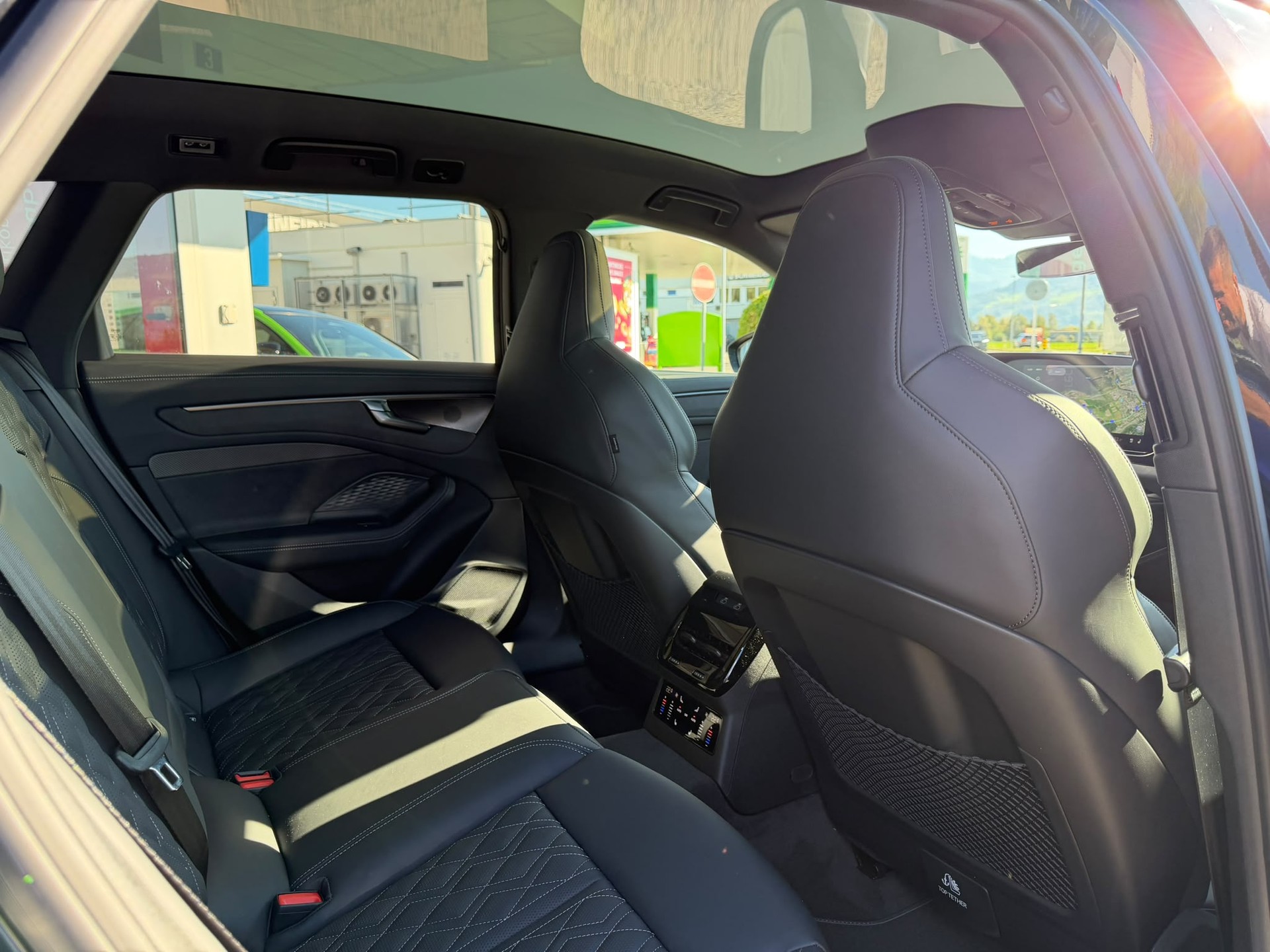 AUDI A6 allroad TDI quattro 220 kW S tronic-image-13