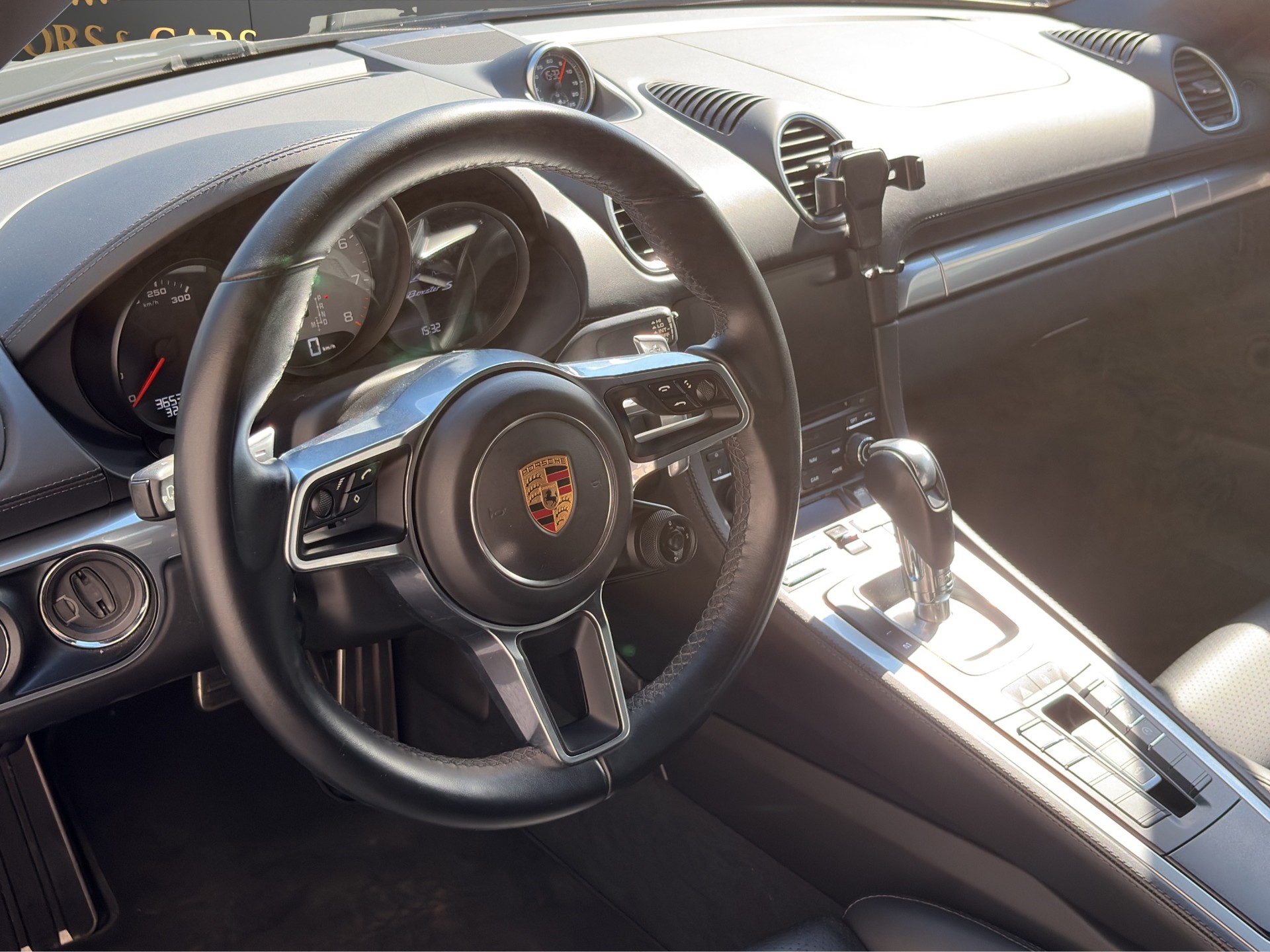 PORSCHE 718 Boxster S 2.5 PDK-image-17