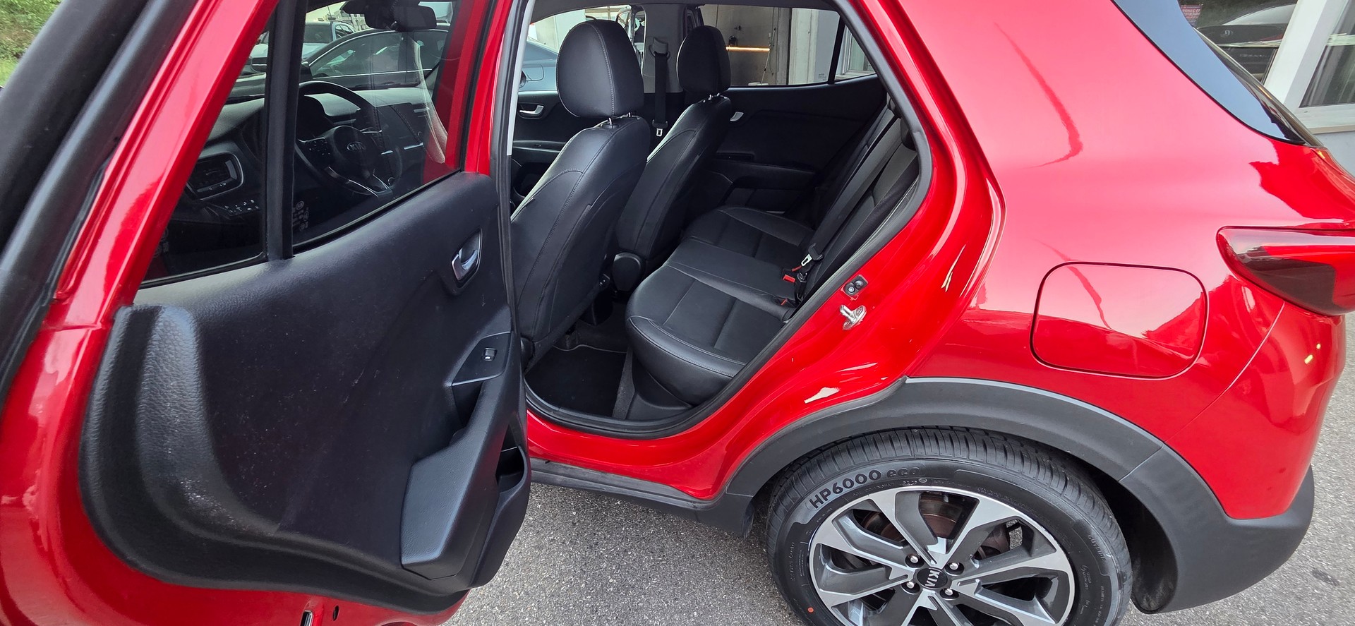 KIA Stonic 1.0 T-GDi-image-8