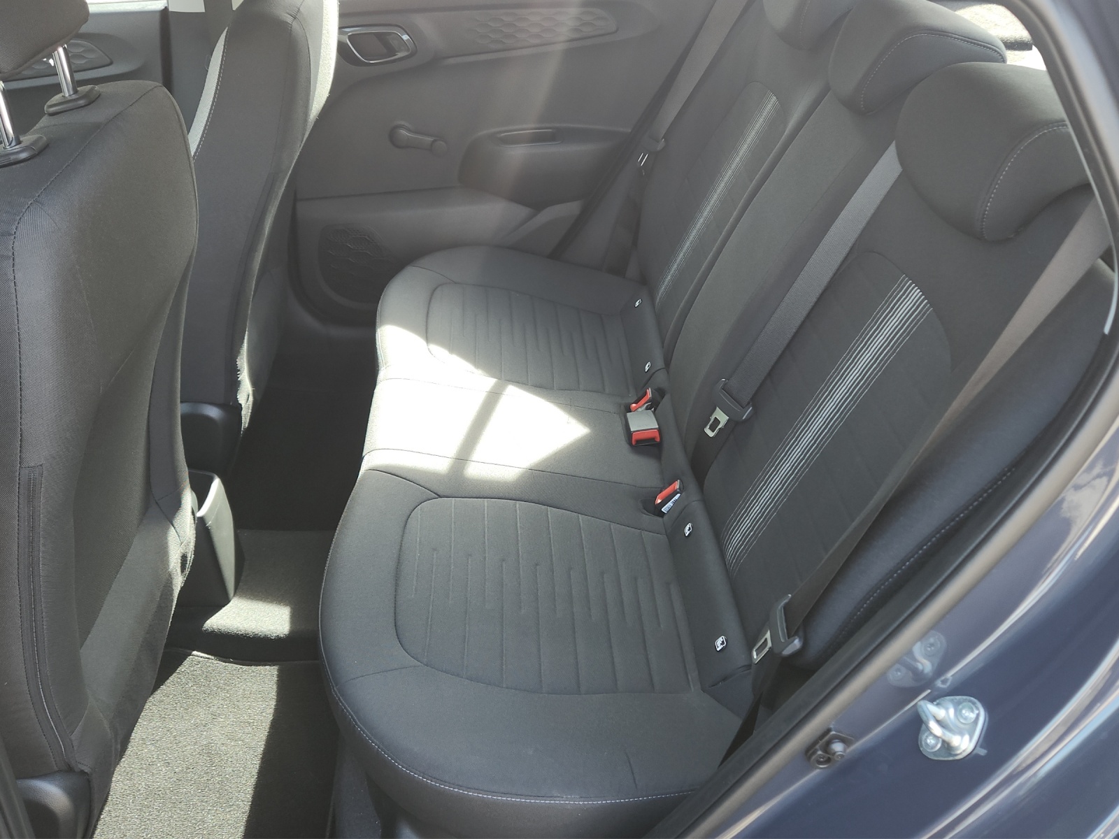 HYUNDAI i10 1.0 Origo Automat-image-13