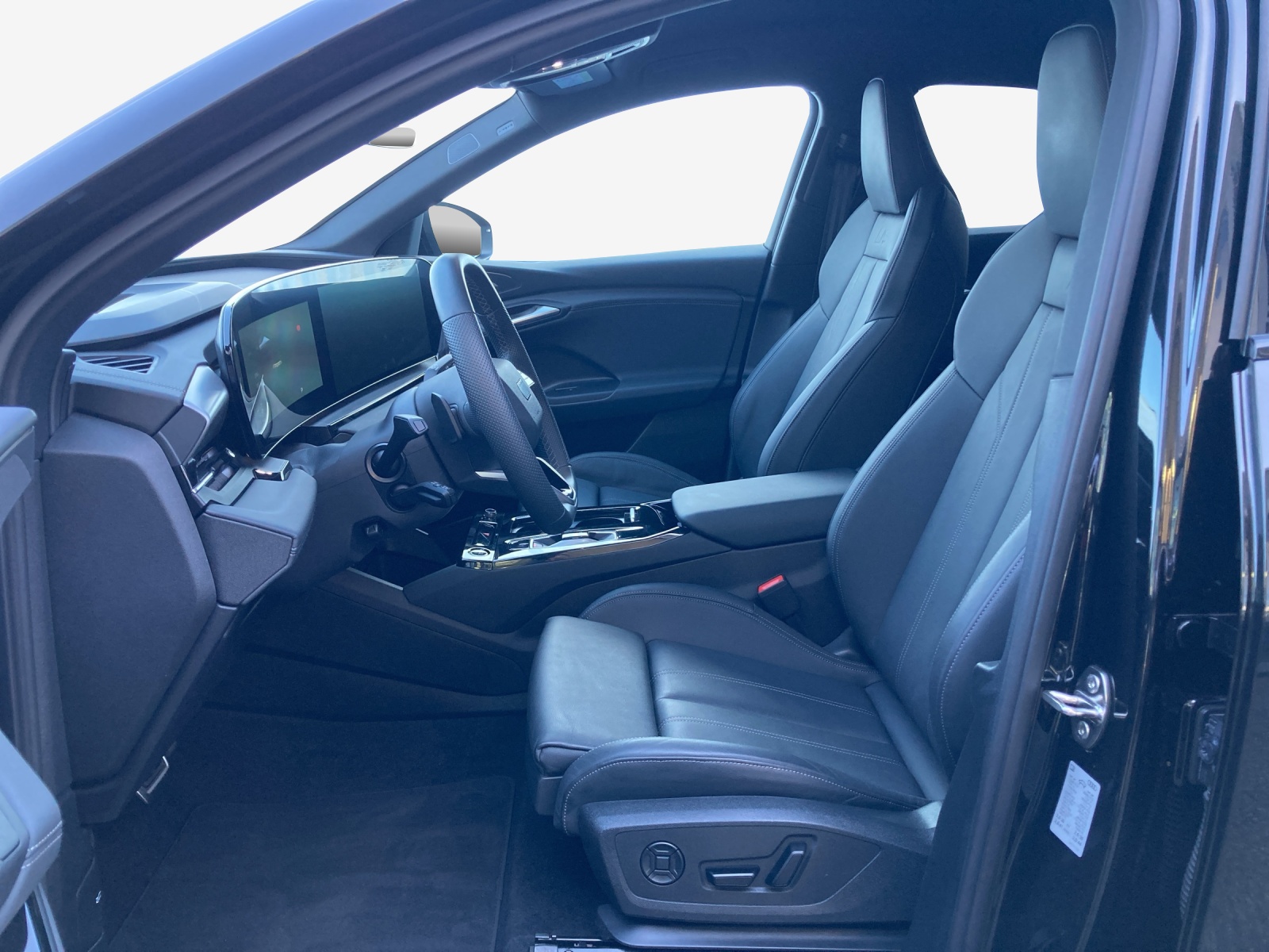AUDI Q6 Sportback e-tron quattro-image-7