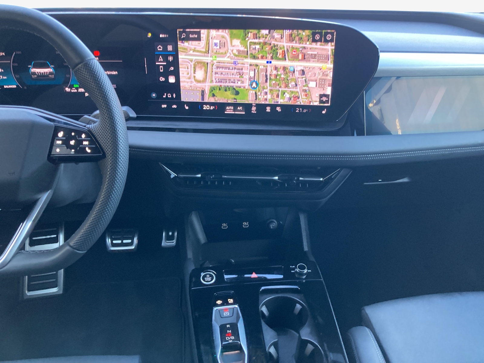AUDI Q6 Sportback e-tron quattro-image-10