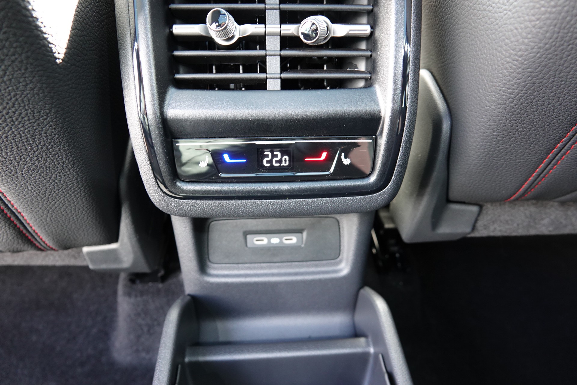 SKODA Kodiaq 2.0 TSI RS-image-17
