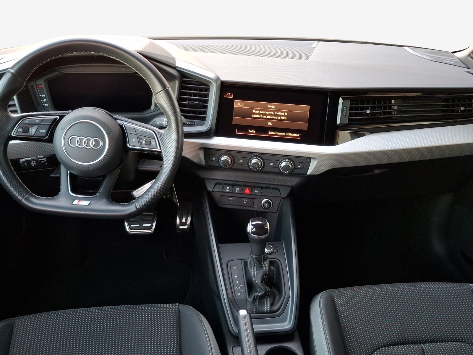 AUDI A1 Sportback 30 TFSI Attraction S-tronic-image-8
