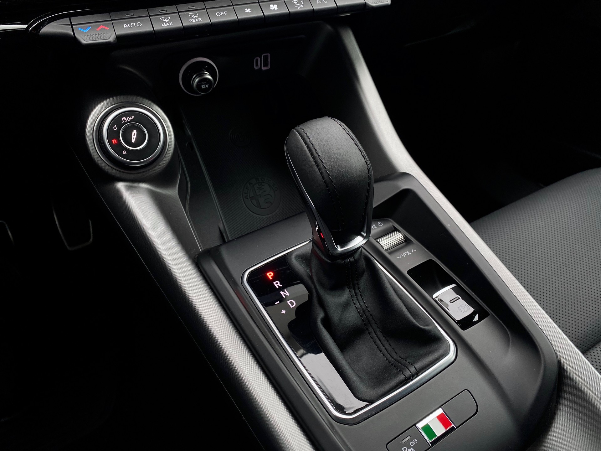 ALFA ROMEO Tonale 1.5 48V *MildHybrid*Swiss*Veloce*Tech*Premium*-image-8
