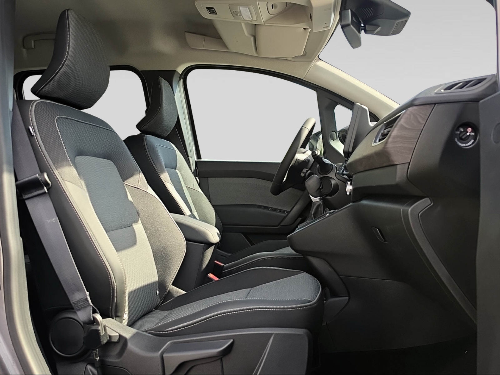 RENAULT Kangoo-image-11