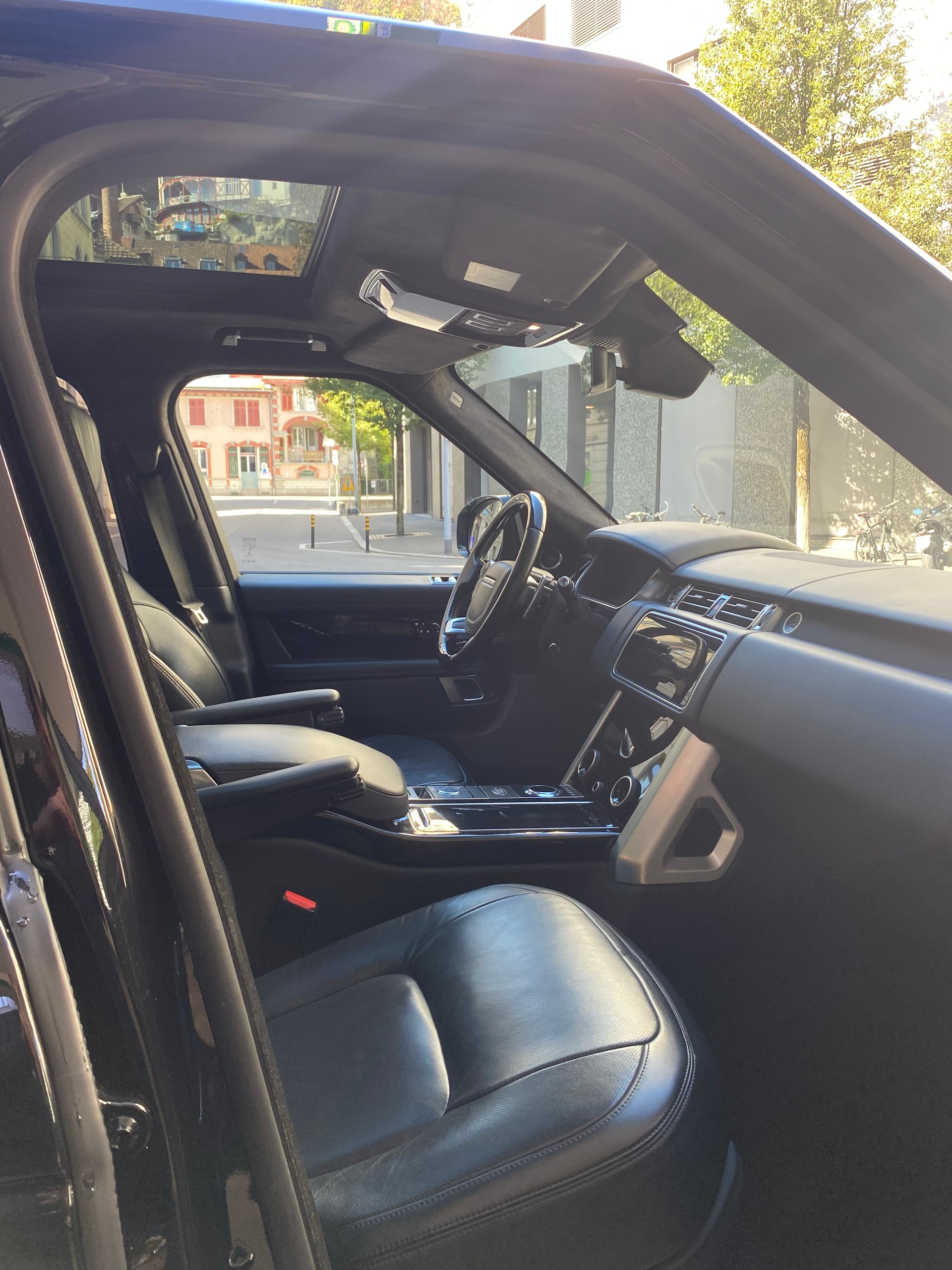 LAND ROVER Range Rover 5.0 V8 S/C AB Automatic-image-10