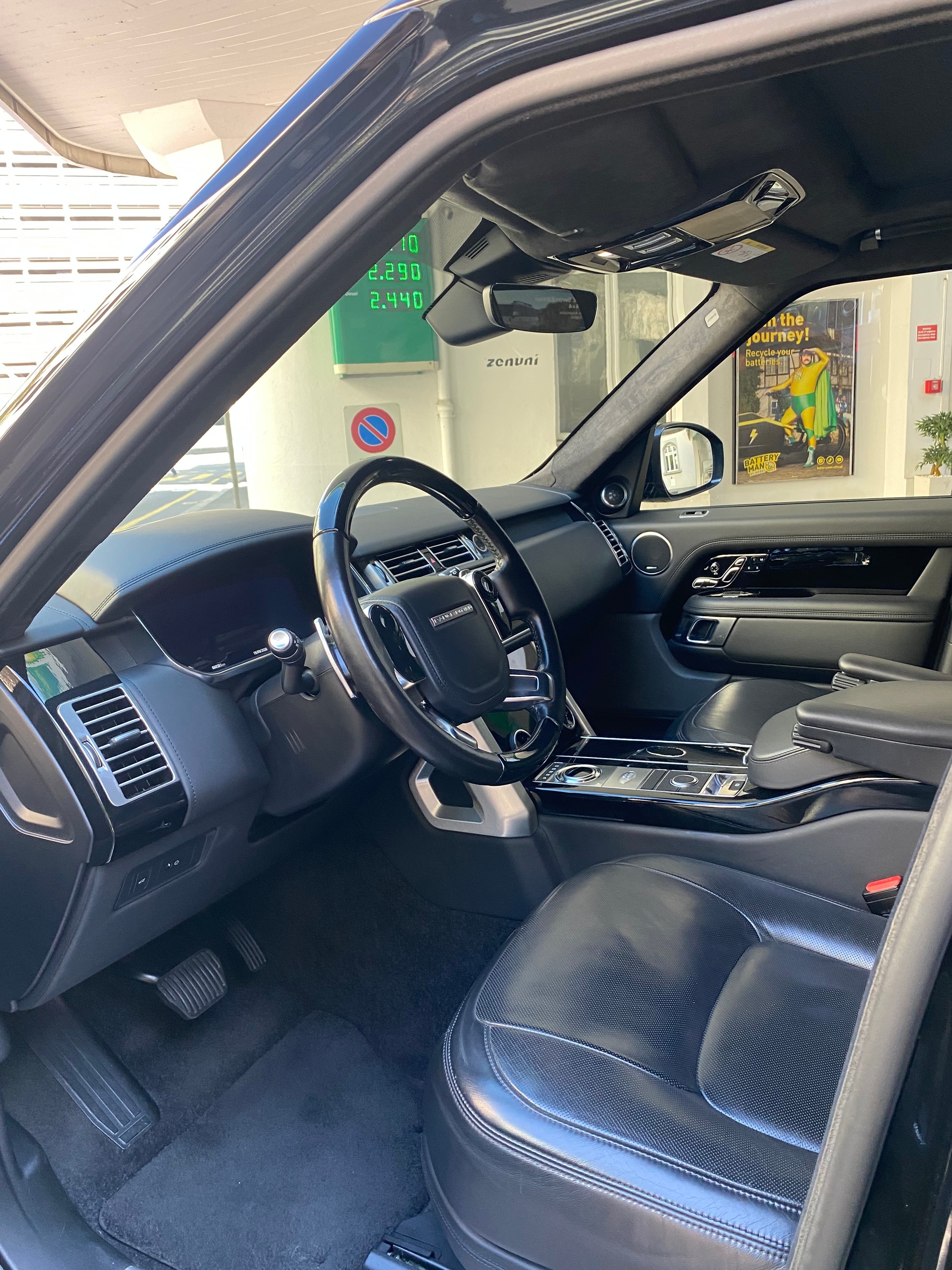 LAND ROVER Range Rover 5.0 V8 S/C AB Automatic-image-8