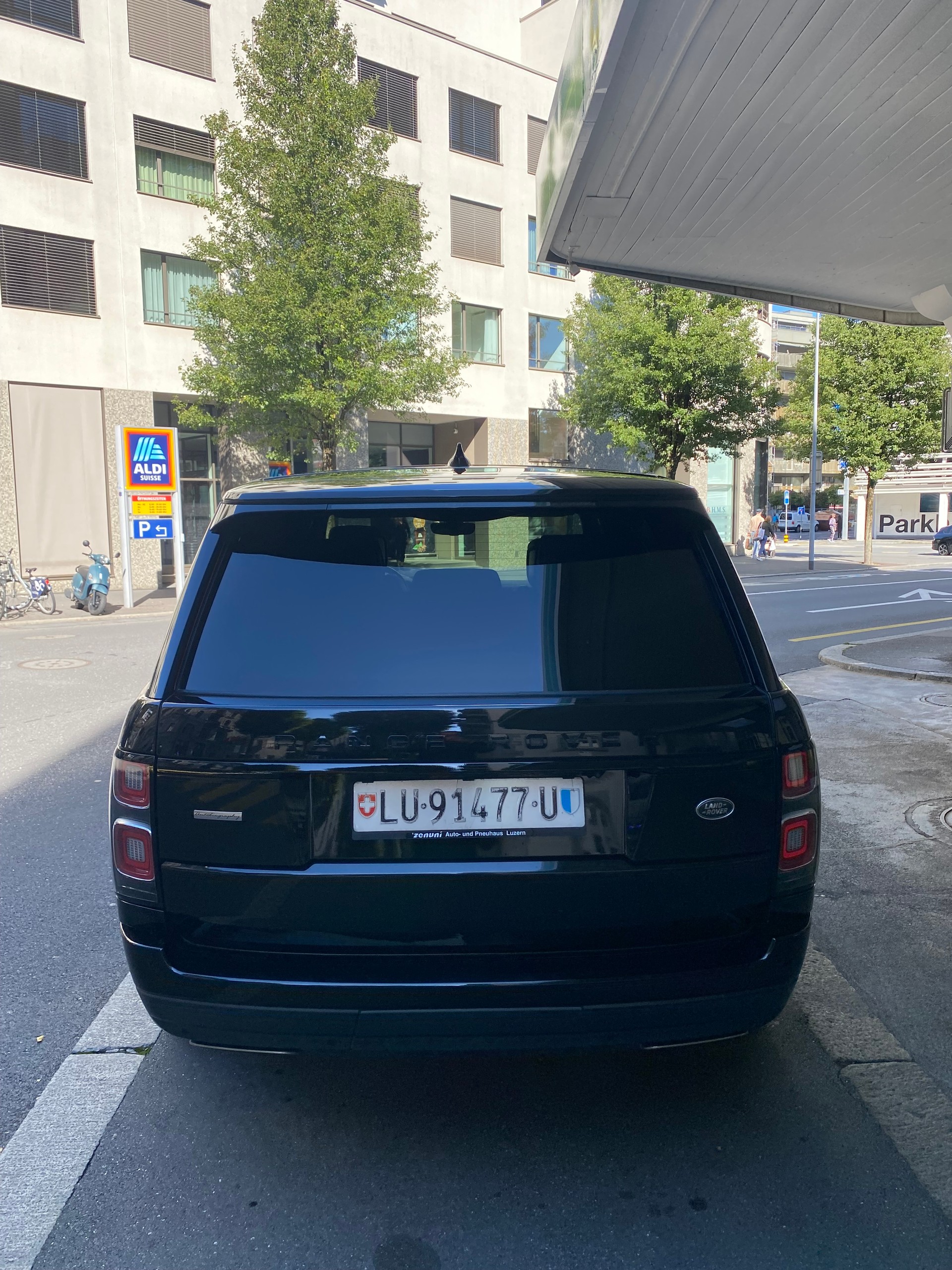 LAND ROVER Range Rover 5.0 V8 S/C AB Automatic-image-5