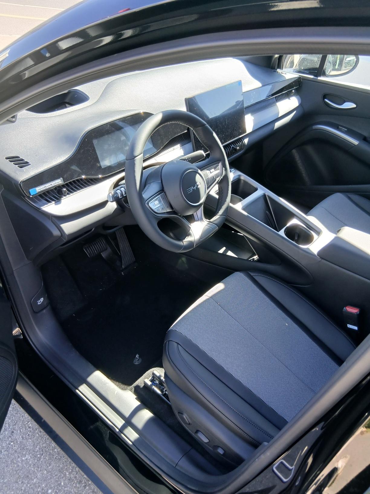 BYD Dolphin G DM-i Comfort-image-8