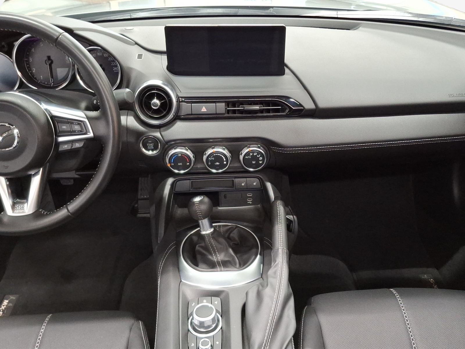 MAZDA MX-5 Skyactiv-G 184 Exclusive-line-image-9