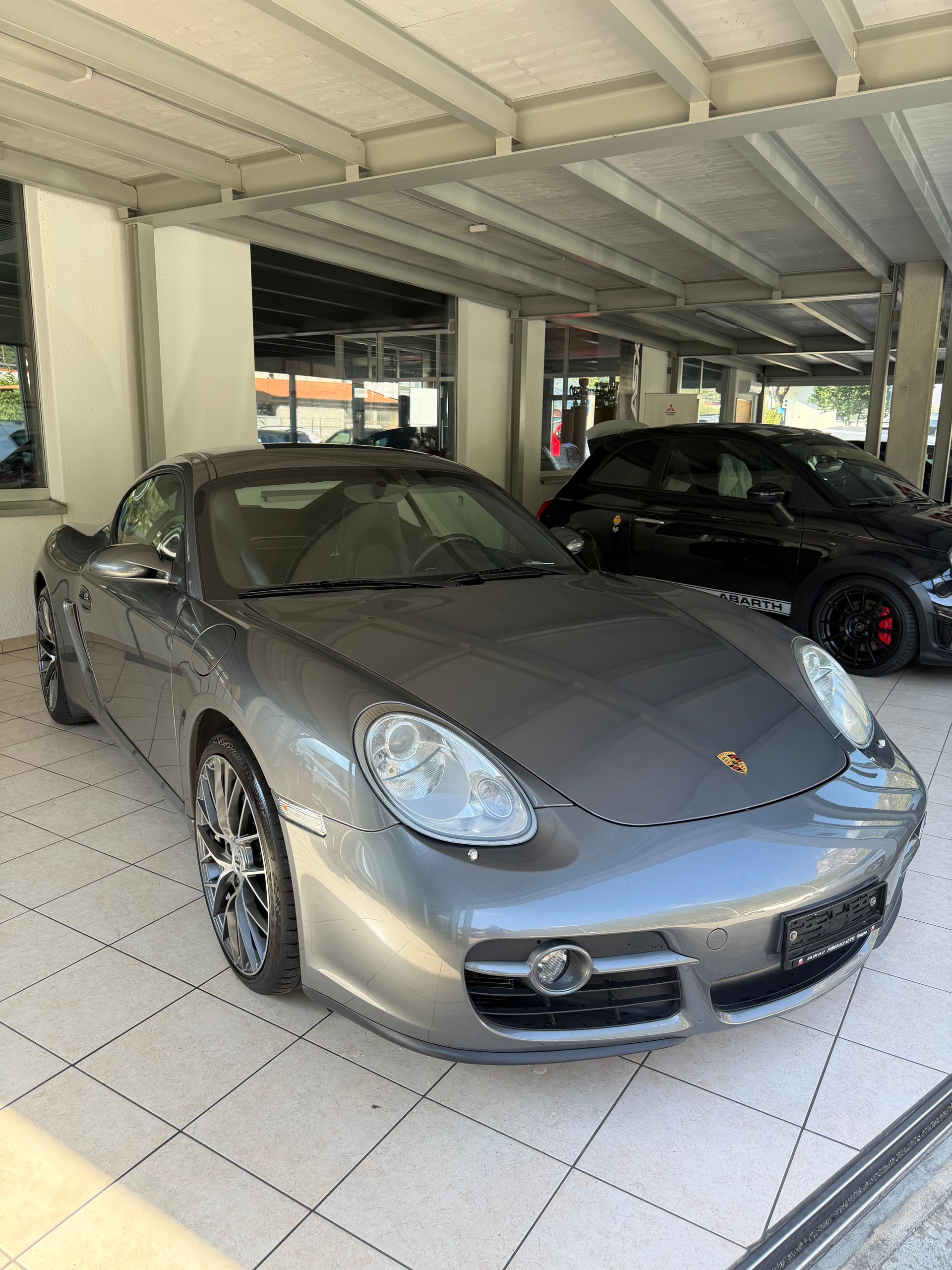 PORSCHE Cayman 2.7-image-8