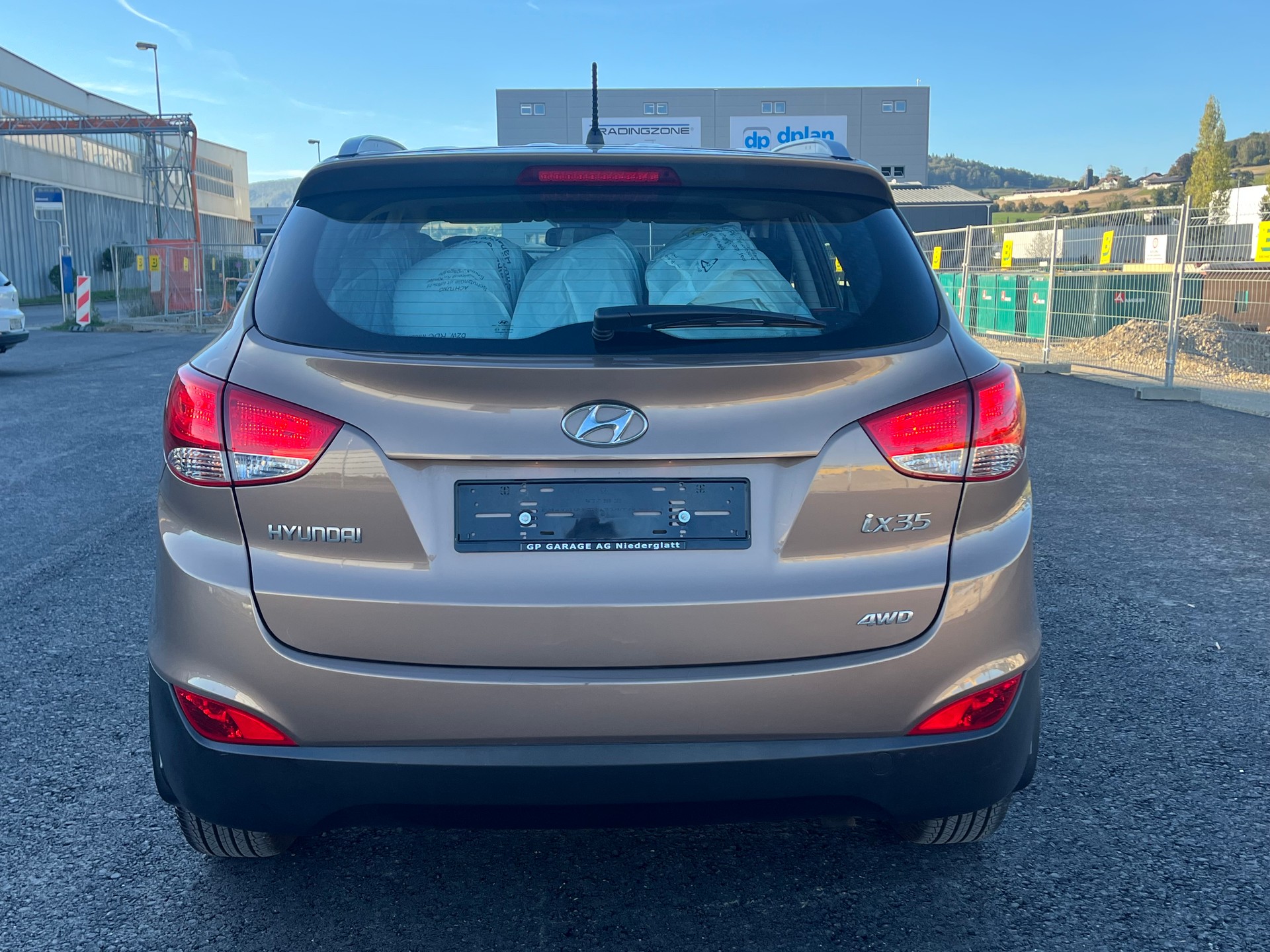 HYUNDAI iX 35 2.0 Premium 4WD-image-6