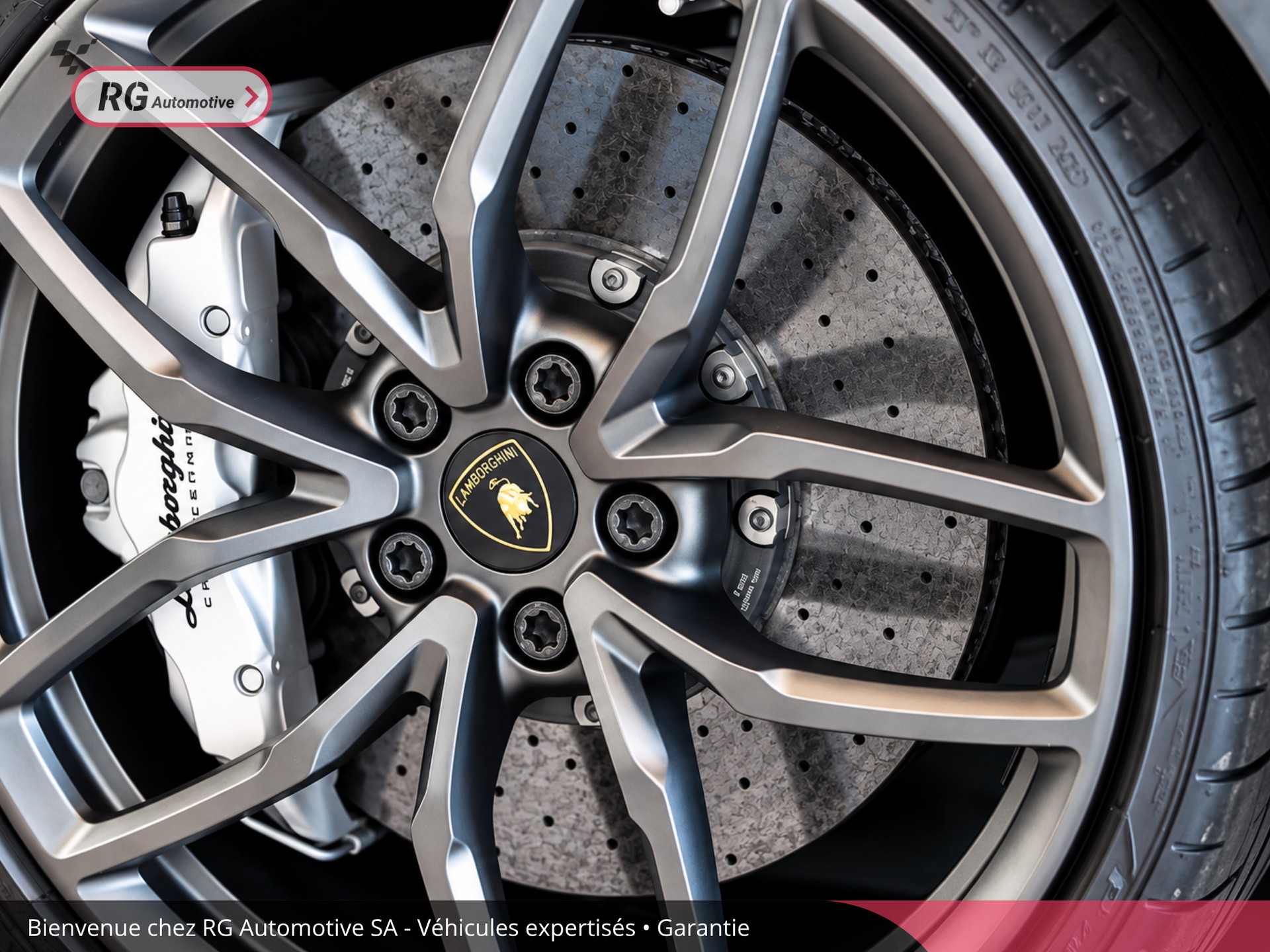 LAMBORGHINI HURACAN LP610-4-image-3