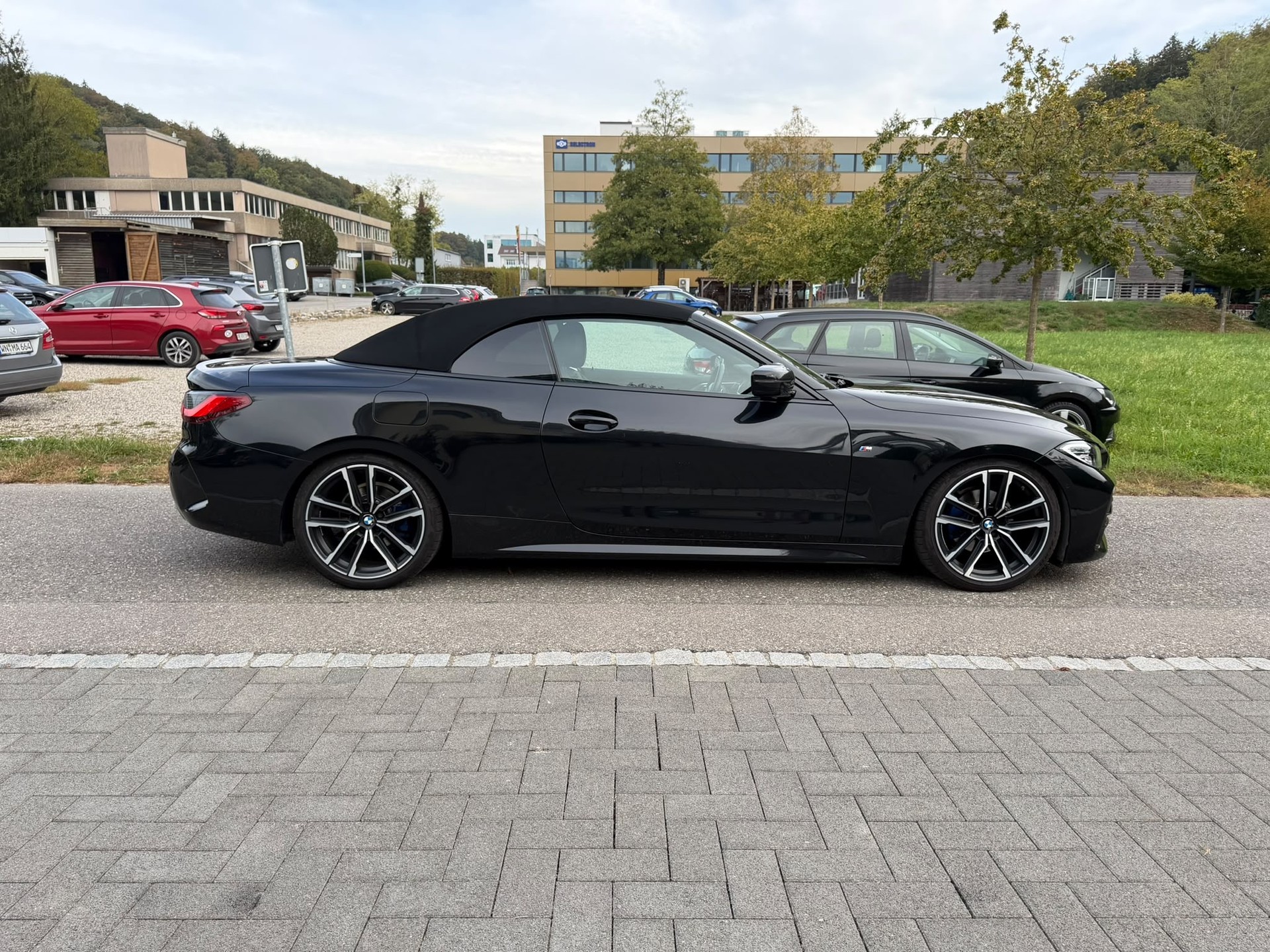 BMW 420i Cabriolet M Sport Steptronic-image-6