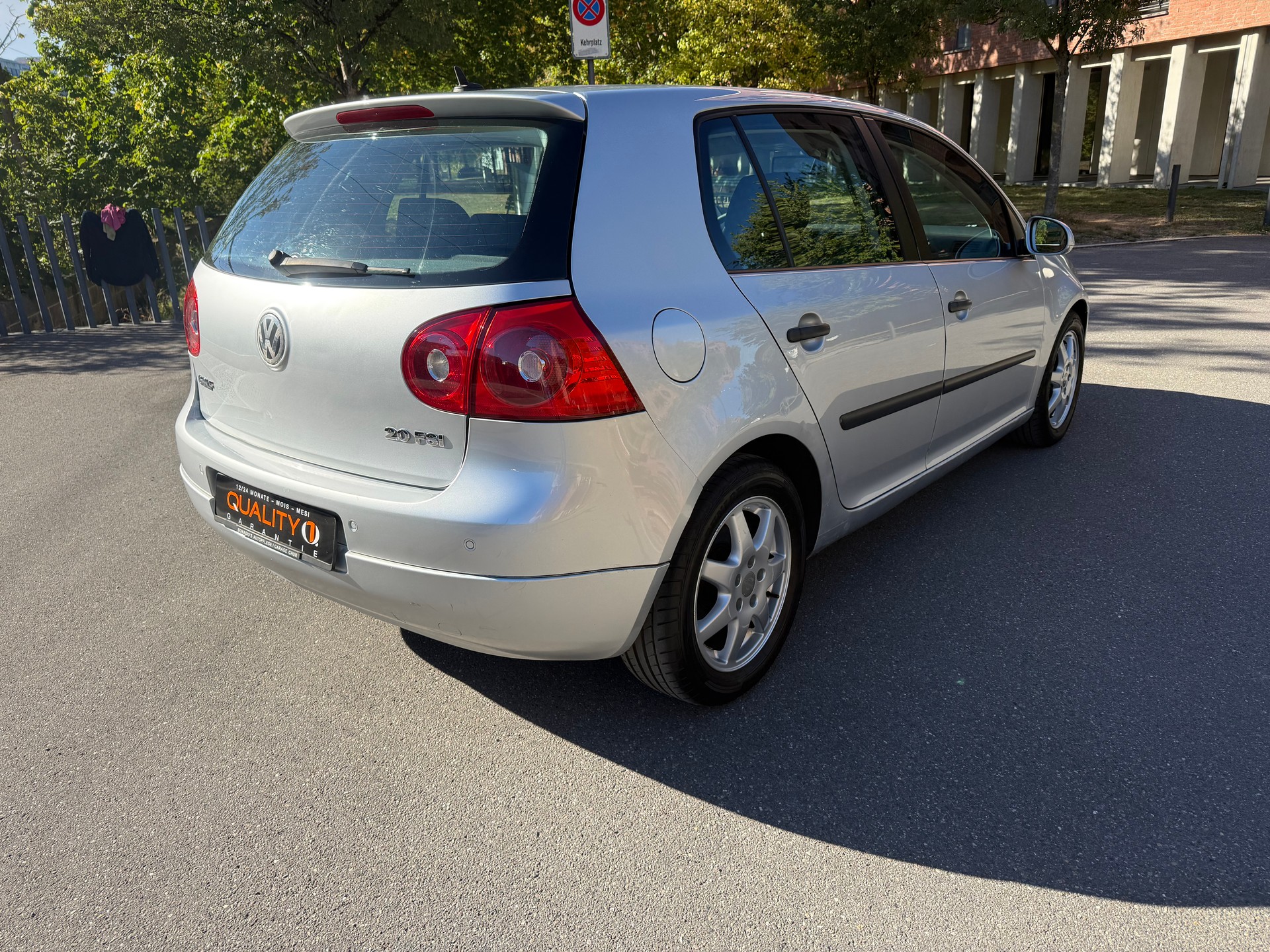 VW Golf 2.0 FSI Sportline-image-7