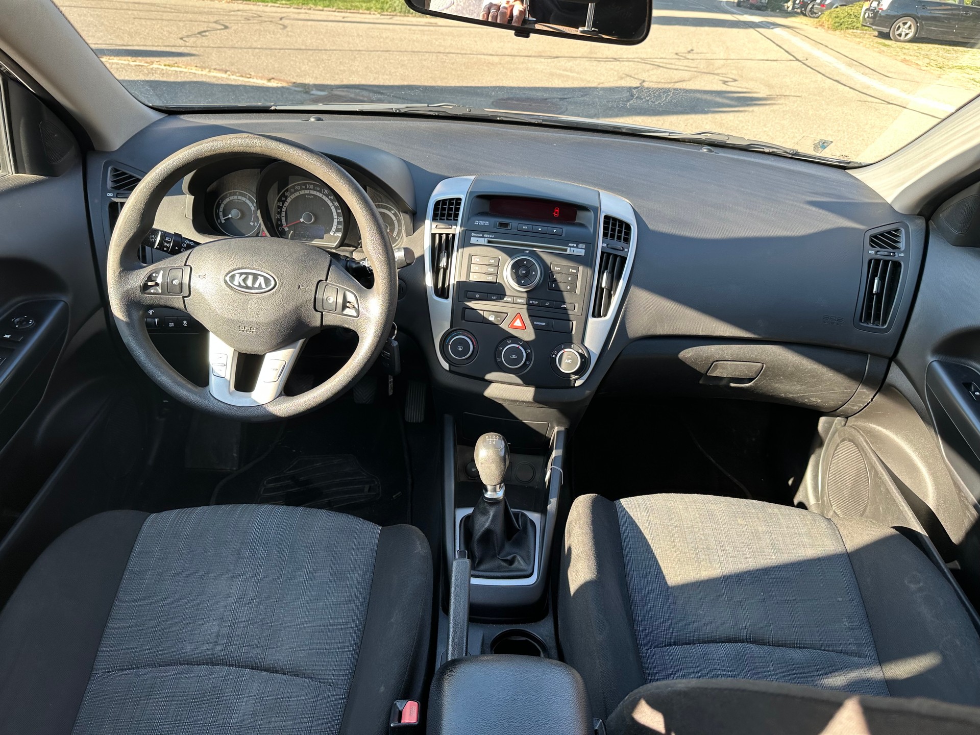 KIA Cee'd Sporty Wagon 1.4 16V _seven-image-8