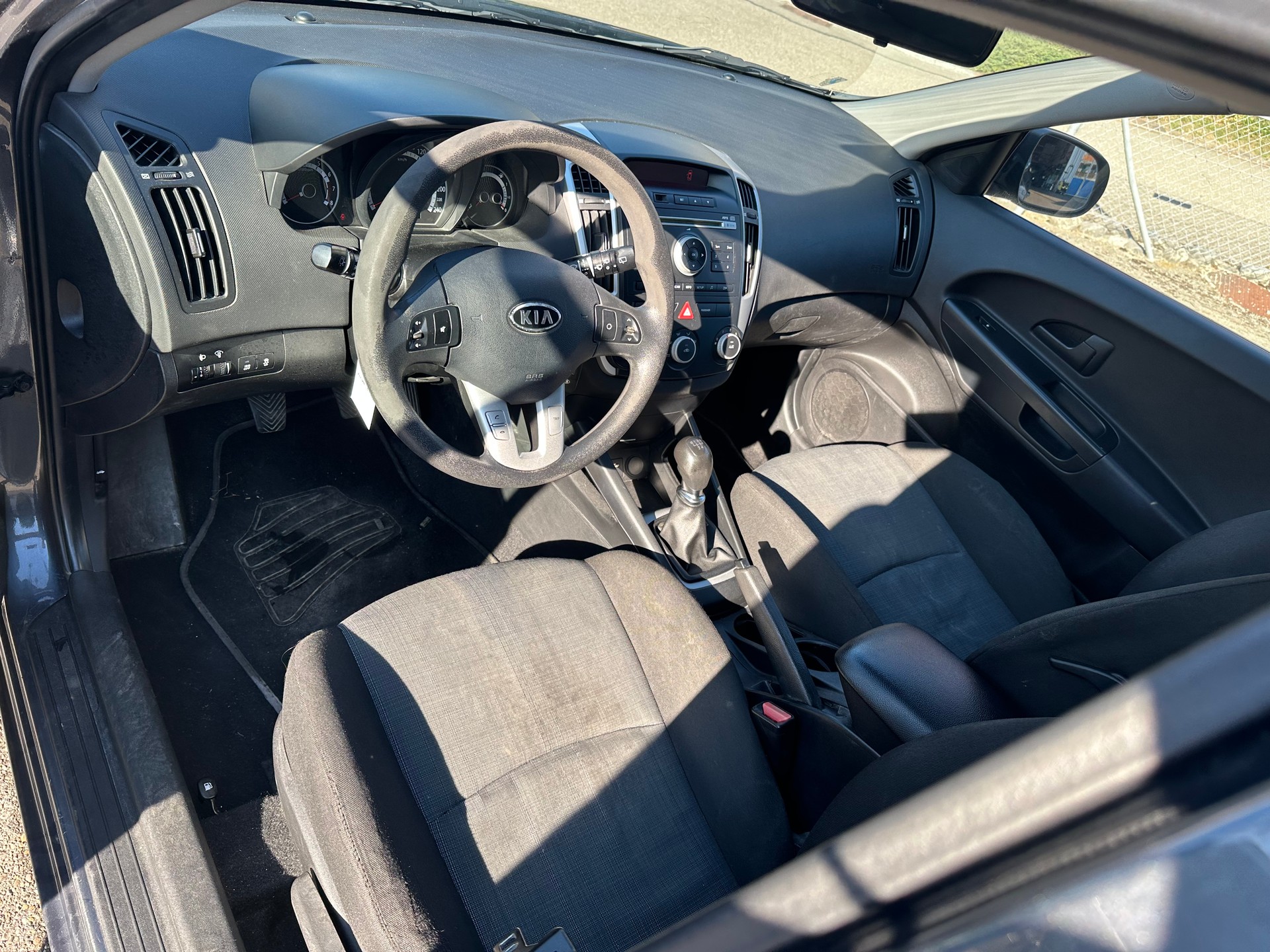 KIA Cee'd Sporty Wagon 1.4 16V _seven-image-10