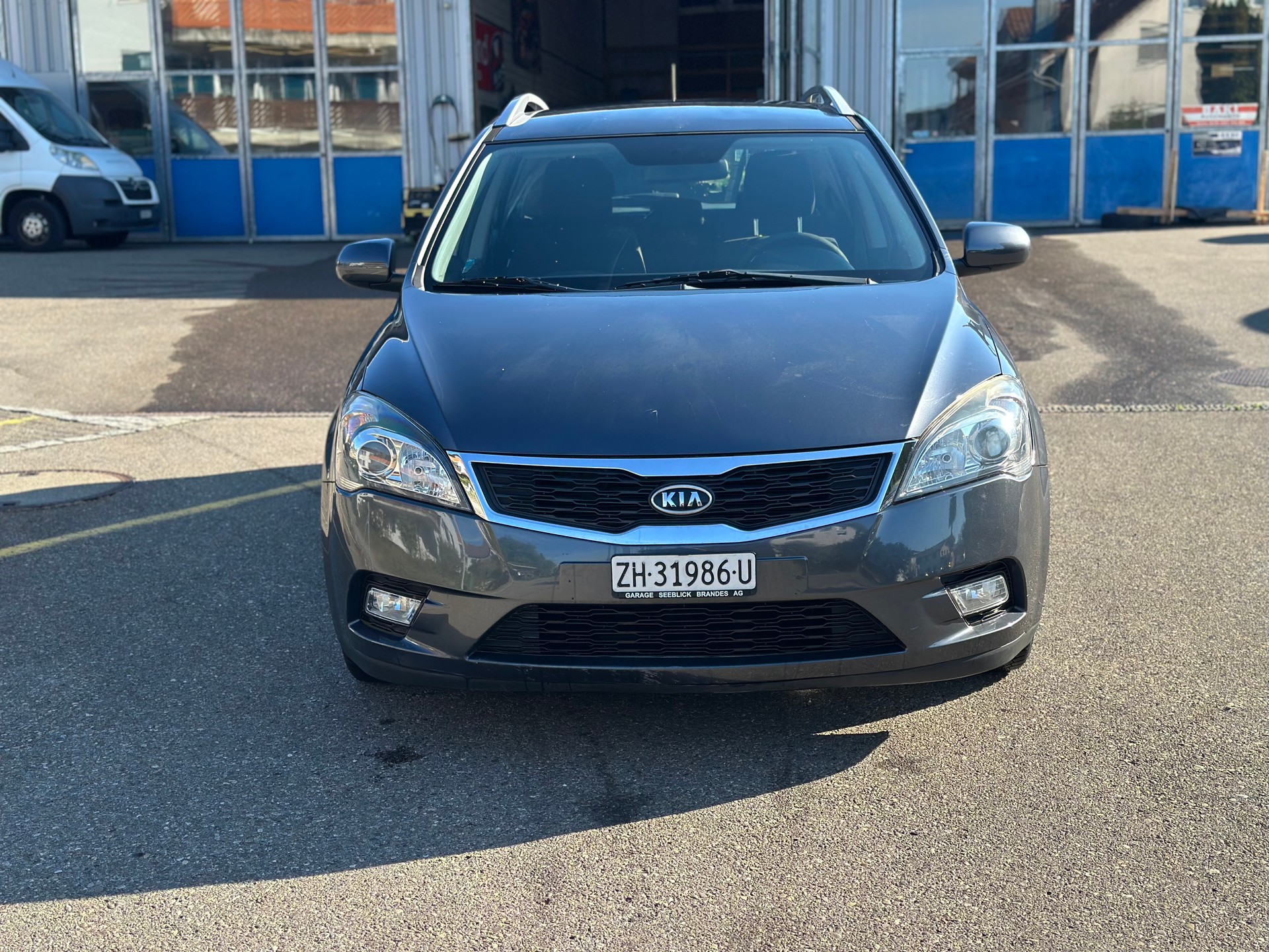 KIA Cee'd Sporty Wagon 1.4 16V _seven-image-2