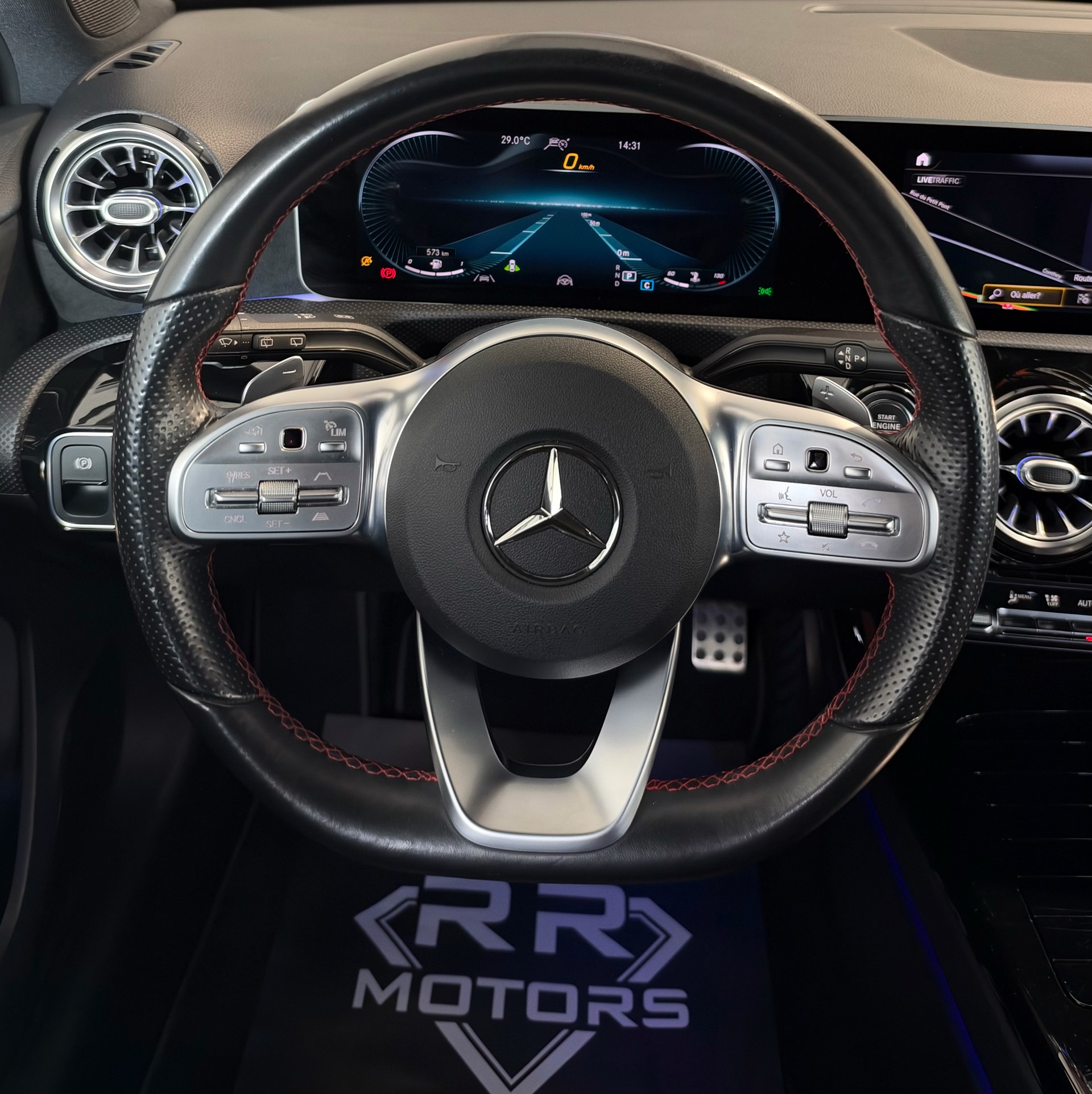 MERCEDES-BENZ A 250 4Matic AMG Line 4Matic 7G-DCT-image-9