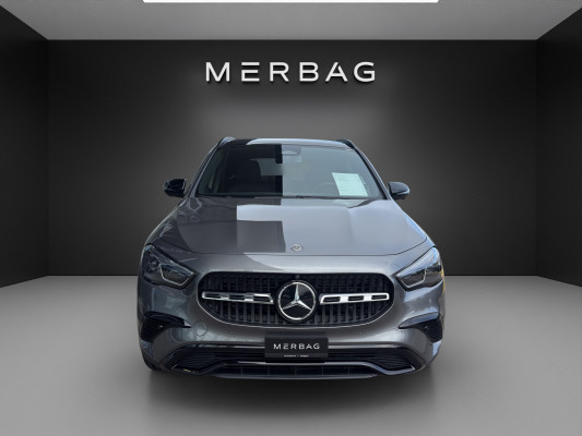 MERCEDES-BENZ GLA 200 Night Star 7G-D-image-3