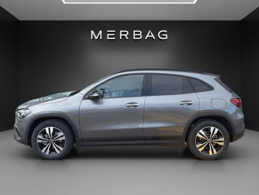 MERCEDES-BENZ GLA 200 Night Star 7G-D-image-2