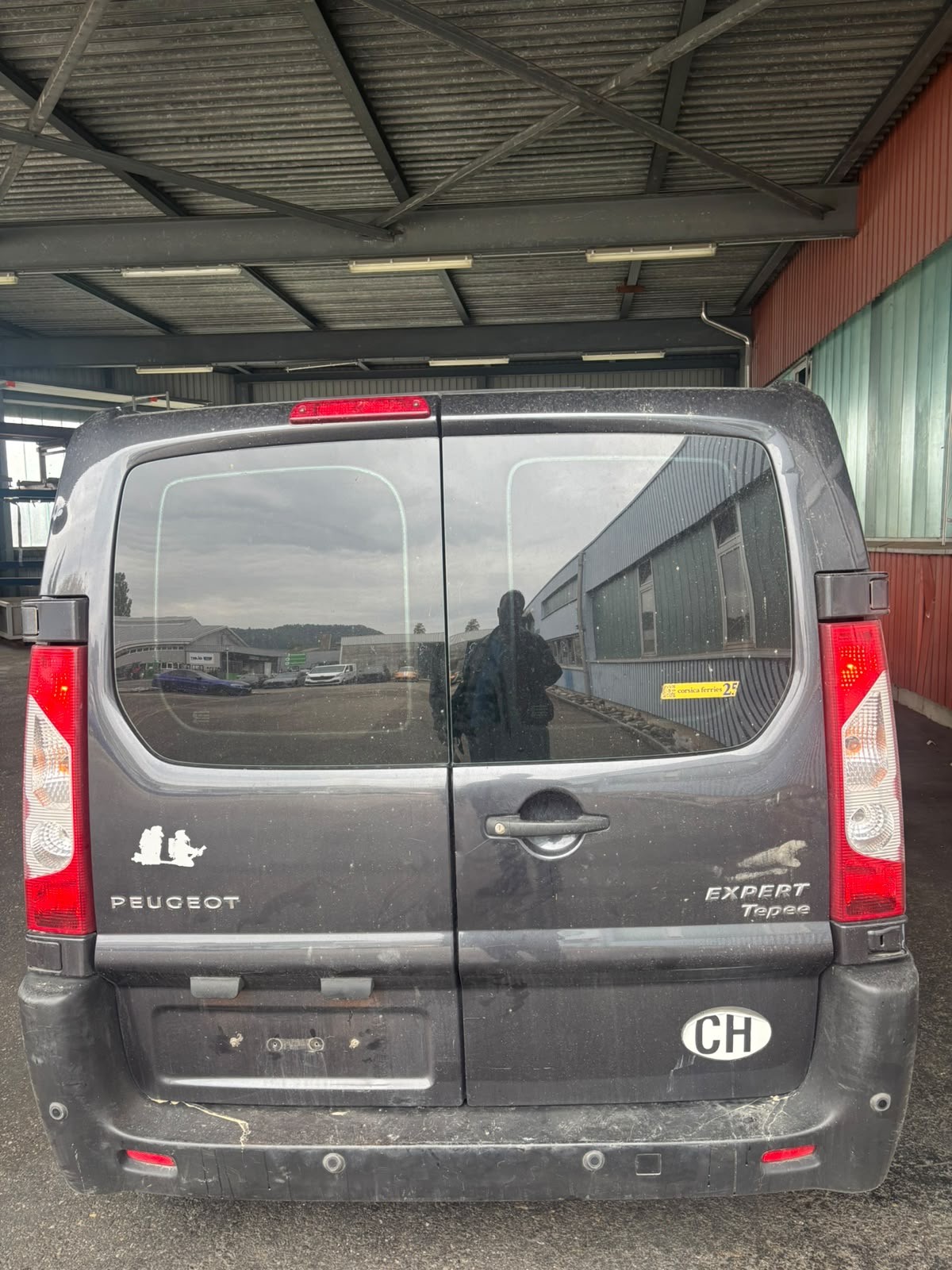 PEUGEOT Expert Tepee 2.0 HDi Shuttle L2-image-4