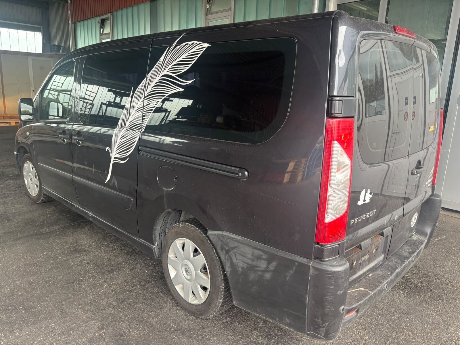 PEUGEOT Expert Tepee 2.0 HDi Shuttle L2-image-5