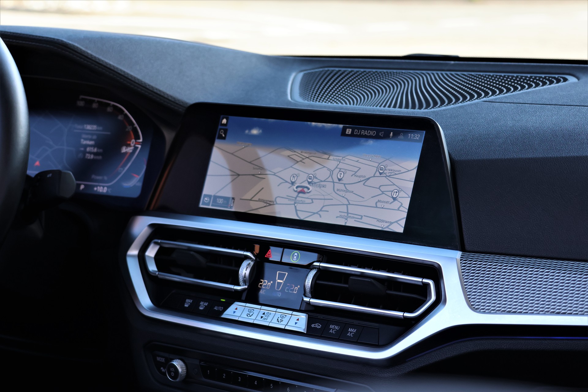 BMW 420i Cabriolet M Sport Steptronic-image-21
