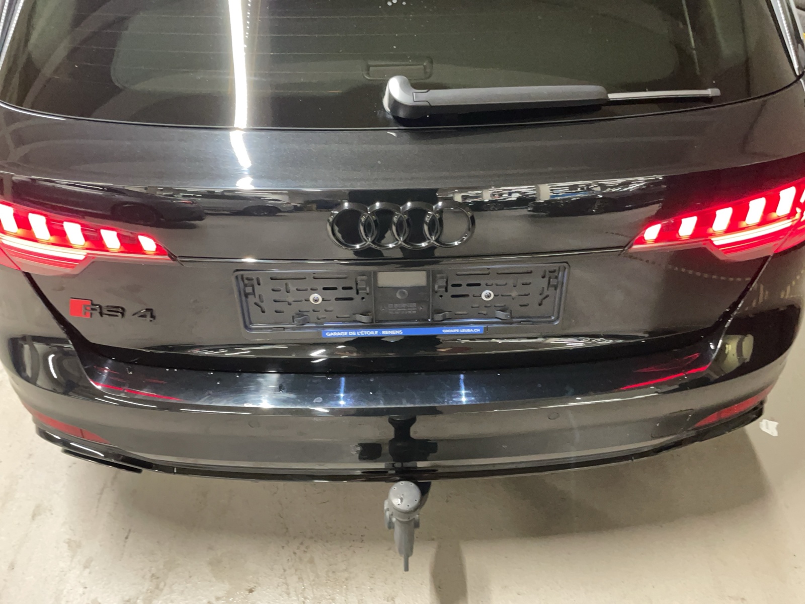 AUDI RS4 Avant 2.9 TFSI quattro tiptronic-image-12