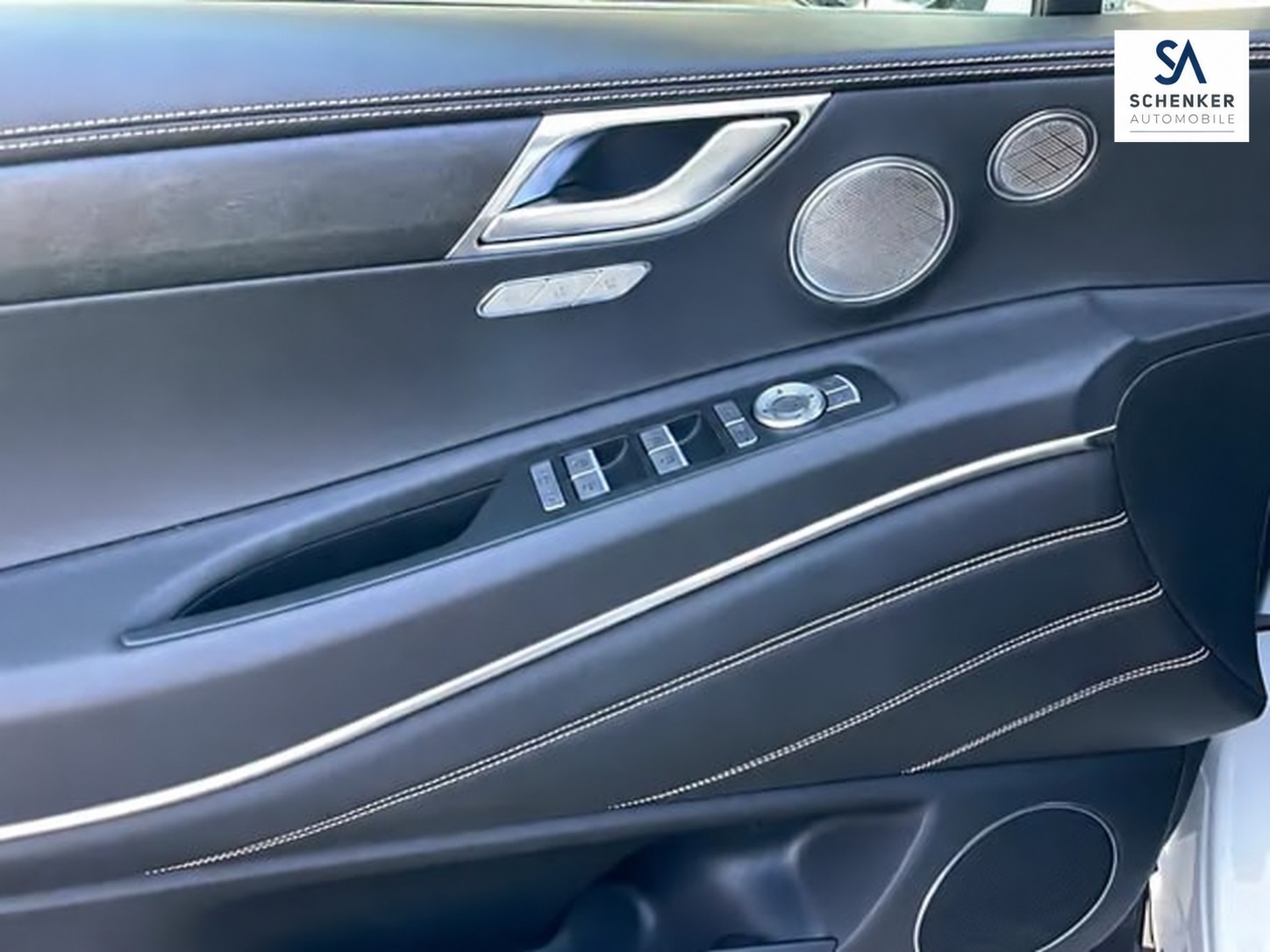 GENESIS GV80 3.0 CRDI Luxus AT8 AWD-image-12