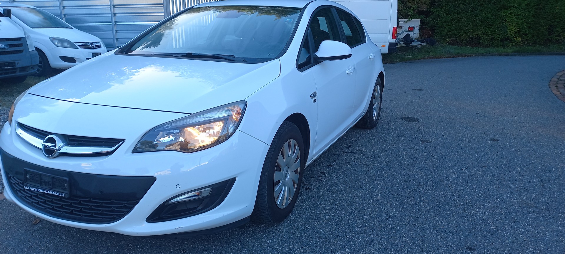 OPEL Astra 1.4i 16V Turbo Anniversary Edition-image-1