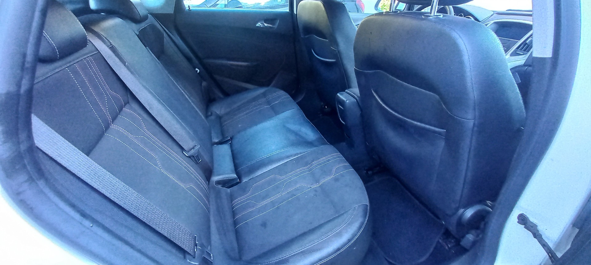 OPEL Astra 1.4i 16V Turbo Anniversary Edition-image-9