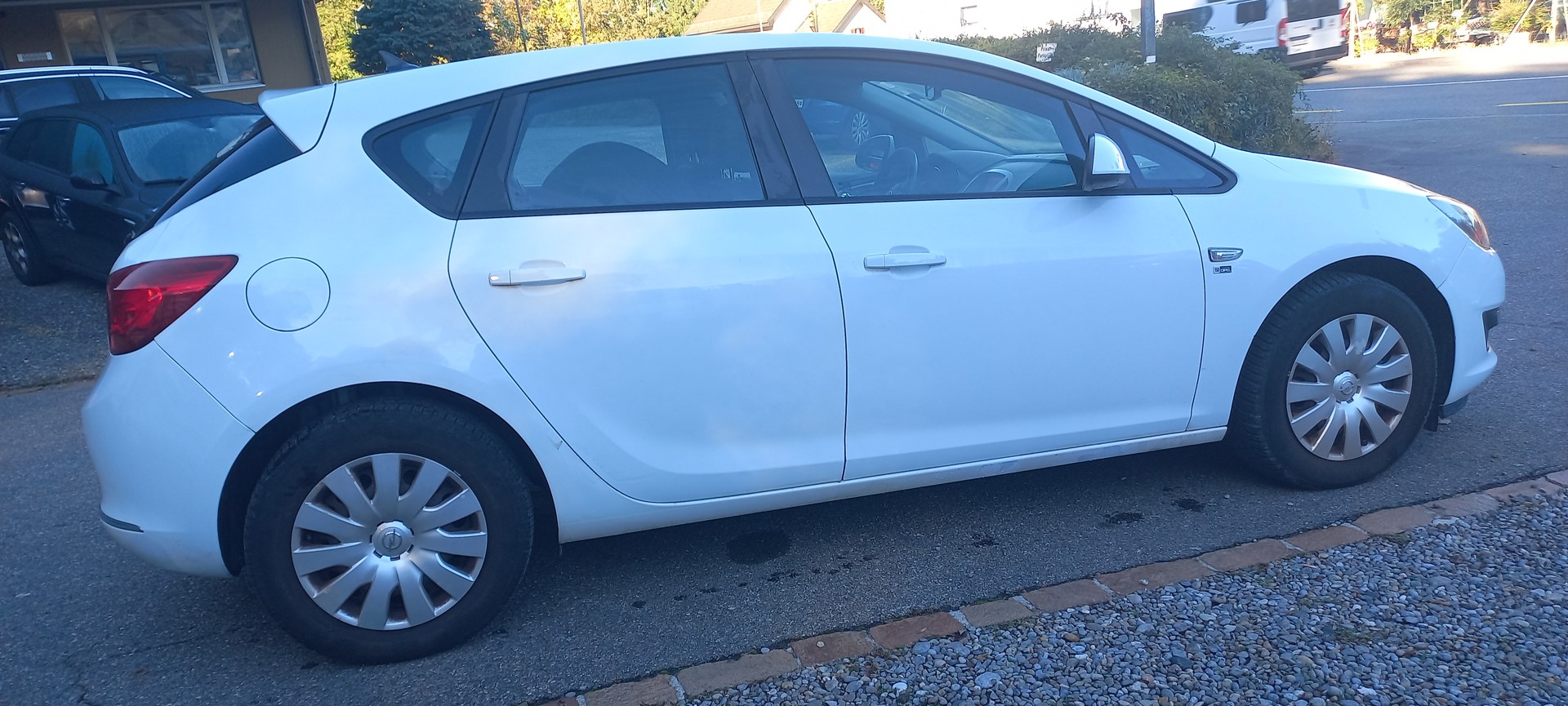 OPEL Astra 1.4i 16V Turbo Anniversary Edition-image-5
