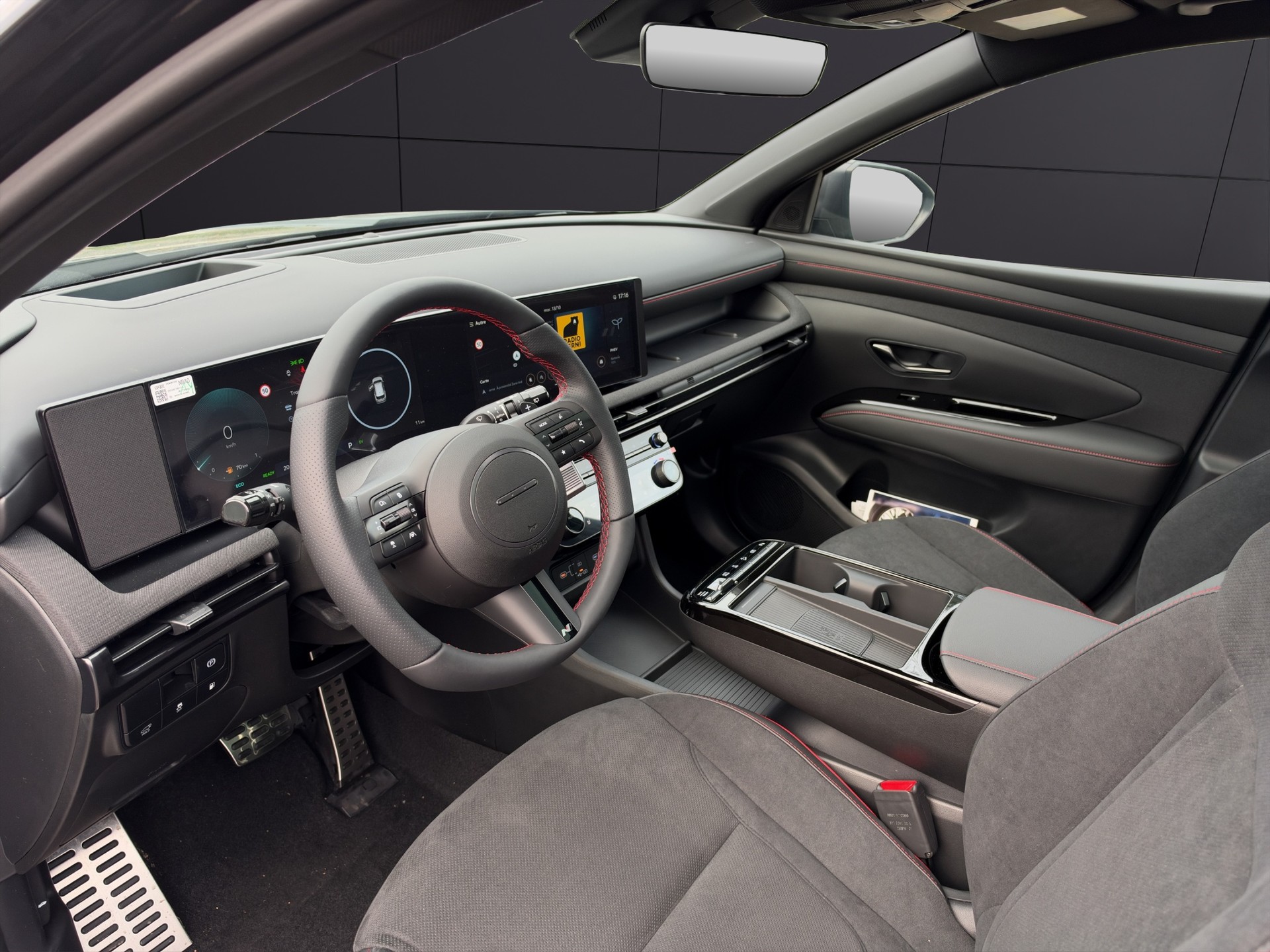 HYUNDAI Tucson 1.6 TGDI PHEV N-Line 4WD-image-13