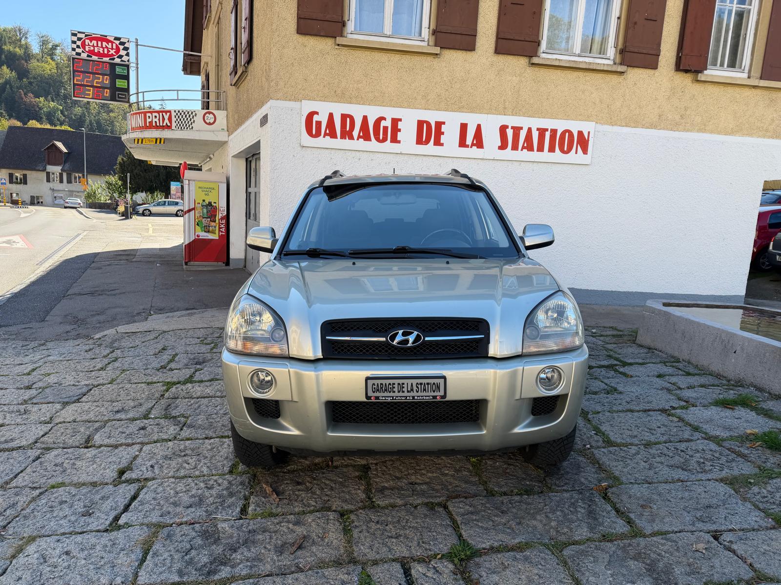HYUNDAI Tucson 2.0 Style 4WD-image-1