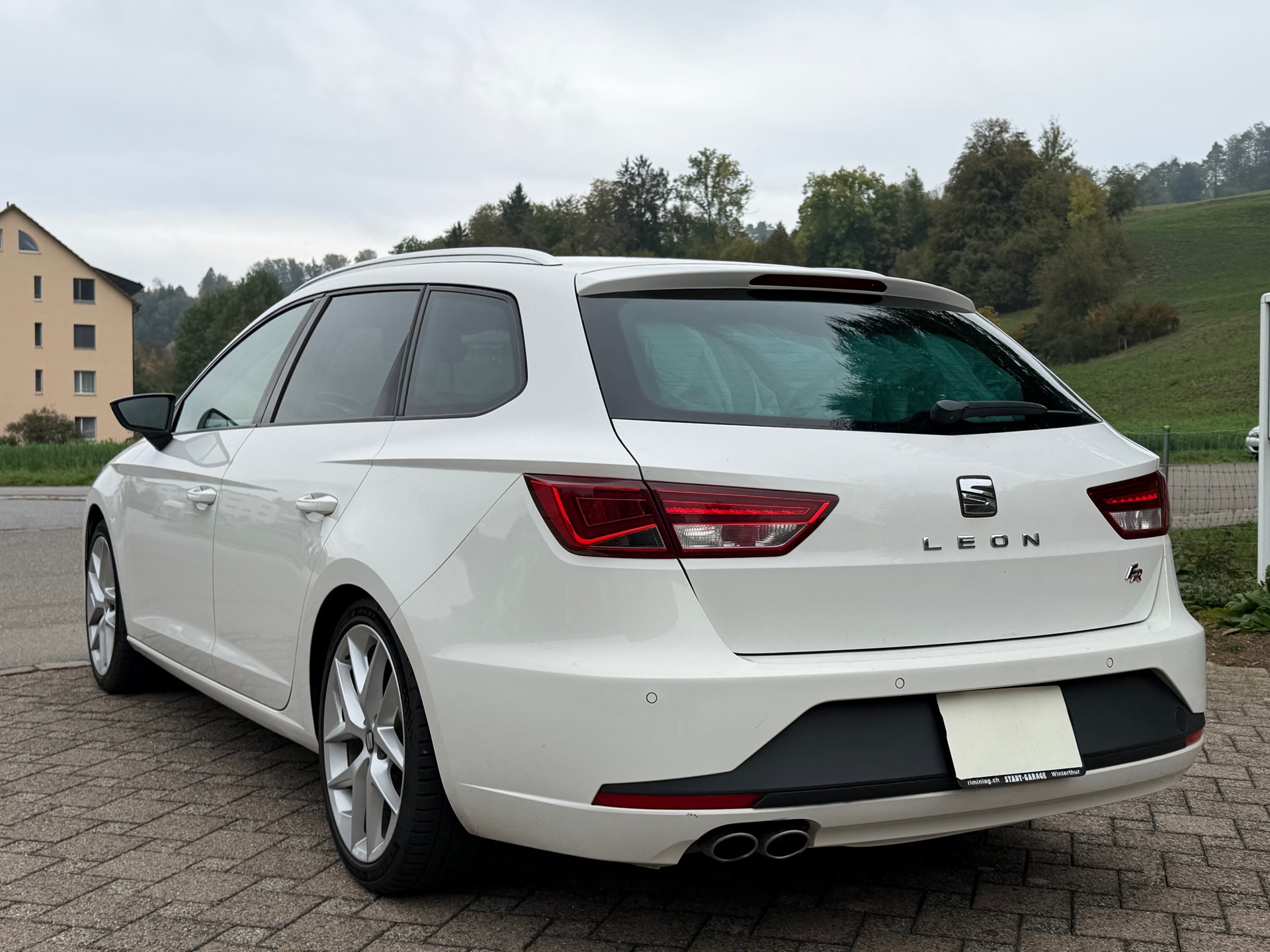 SEAT Leon ST 2.0 TDI FR DSG-image-4