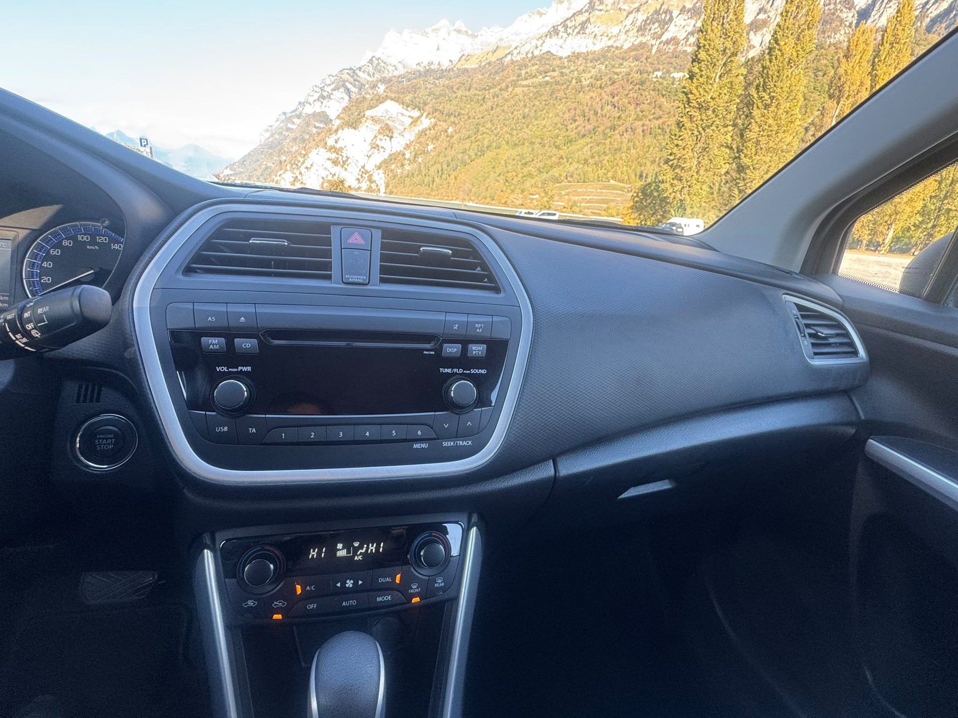 SUZUKI SX4 S-Cross 1.6 16V Compact+ 4WD CVT7-image-25